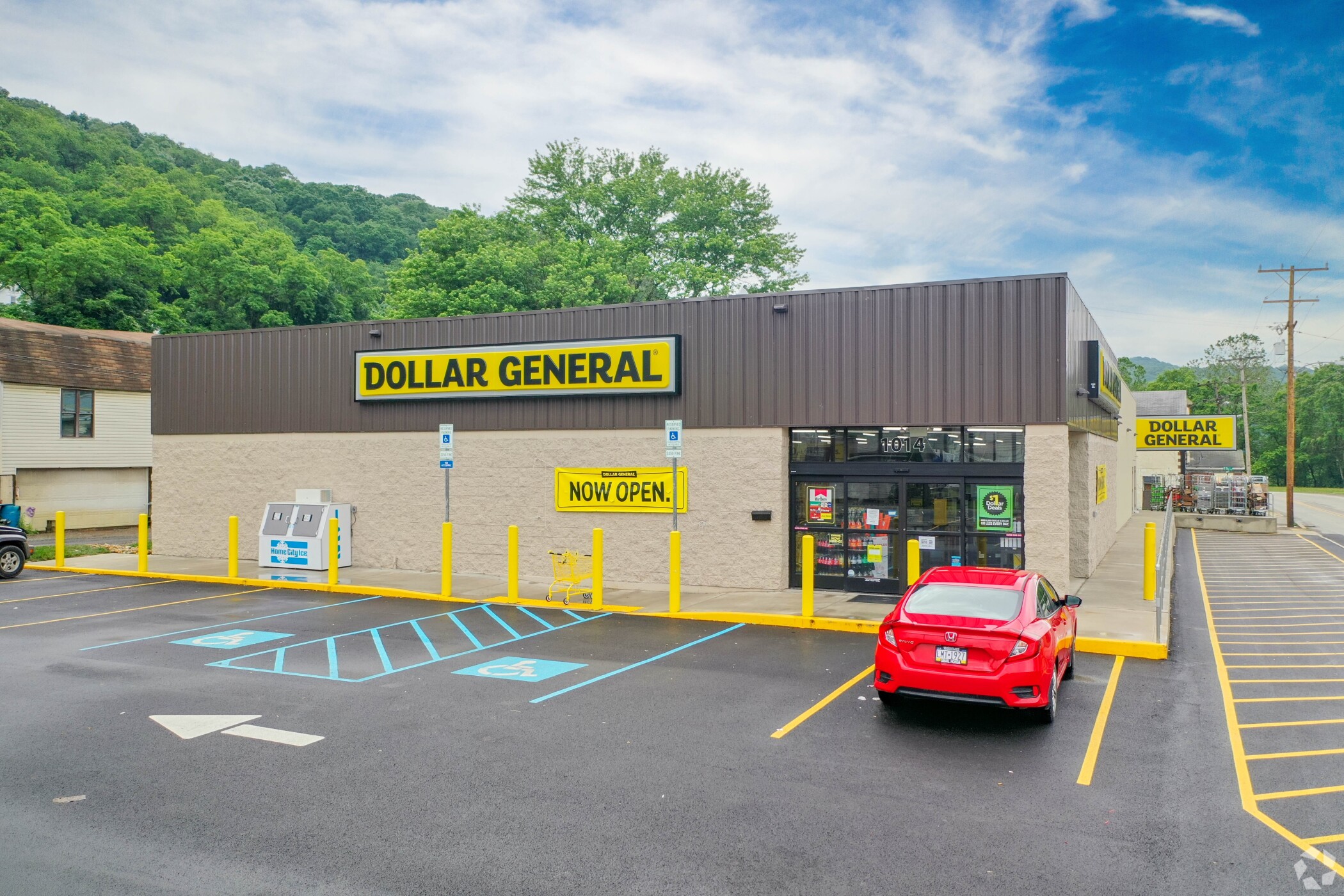 Dollar General Takes 'First Major Step' Toward Expanding Healthcare