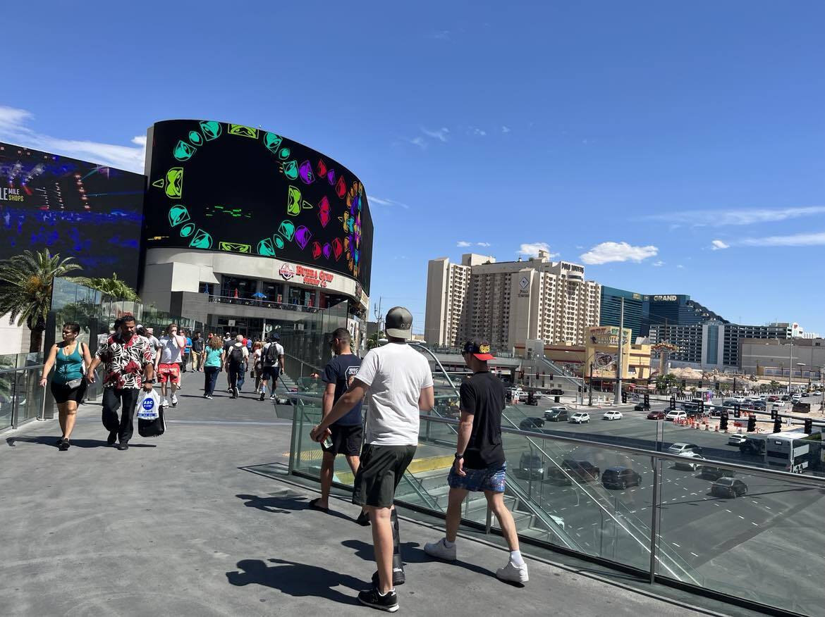 Walking The Shops at Crystals Upscale Las Vegas Strip Shopping Mall in  CityCenter Complex 