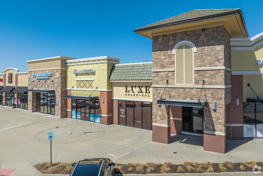 News | Block signs national discount retailer at Kansas City shopping center