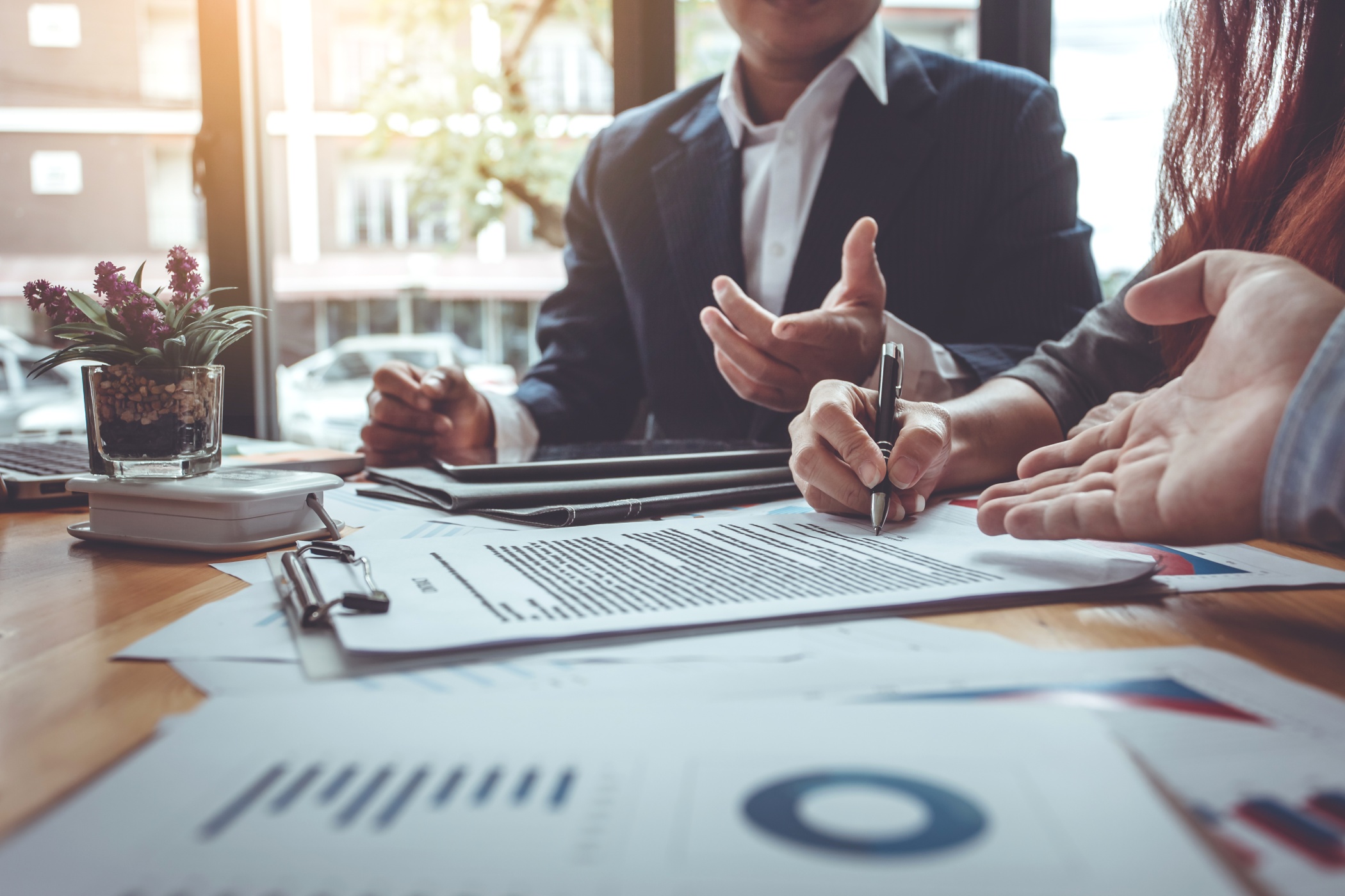 The bill to simplify economic life, the text of which was amended and adopted by the National Assembly on June 17, 2025, includes significant proposals concerning commercial leases in particular (DR)