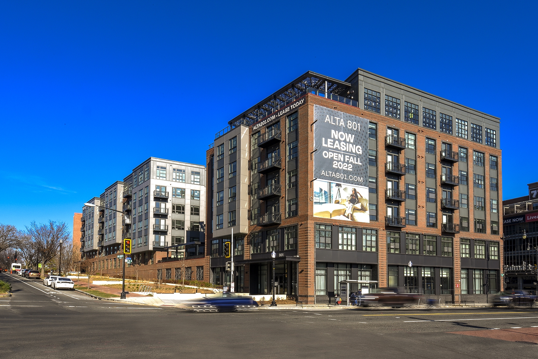 Alta 801 is a 327-unit apartment complex developed by Wood Partners. (Wood Partners)