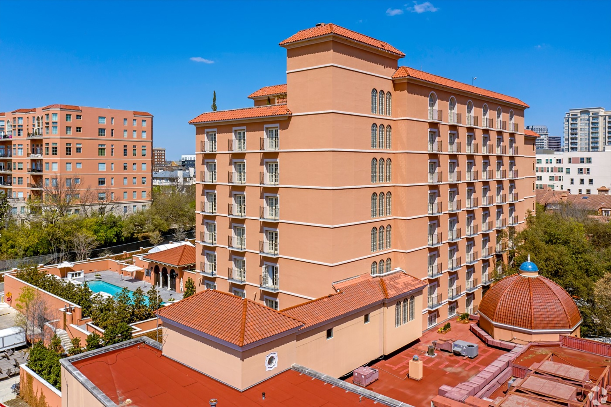 Dallas' Historic Rosewood Mansion On Turtle Creek Hotel Lands New