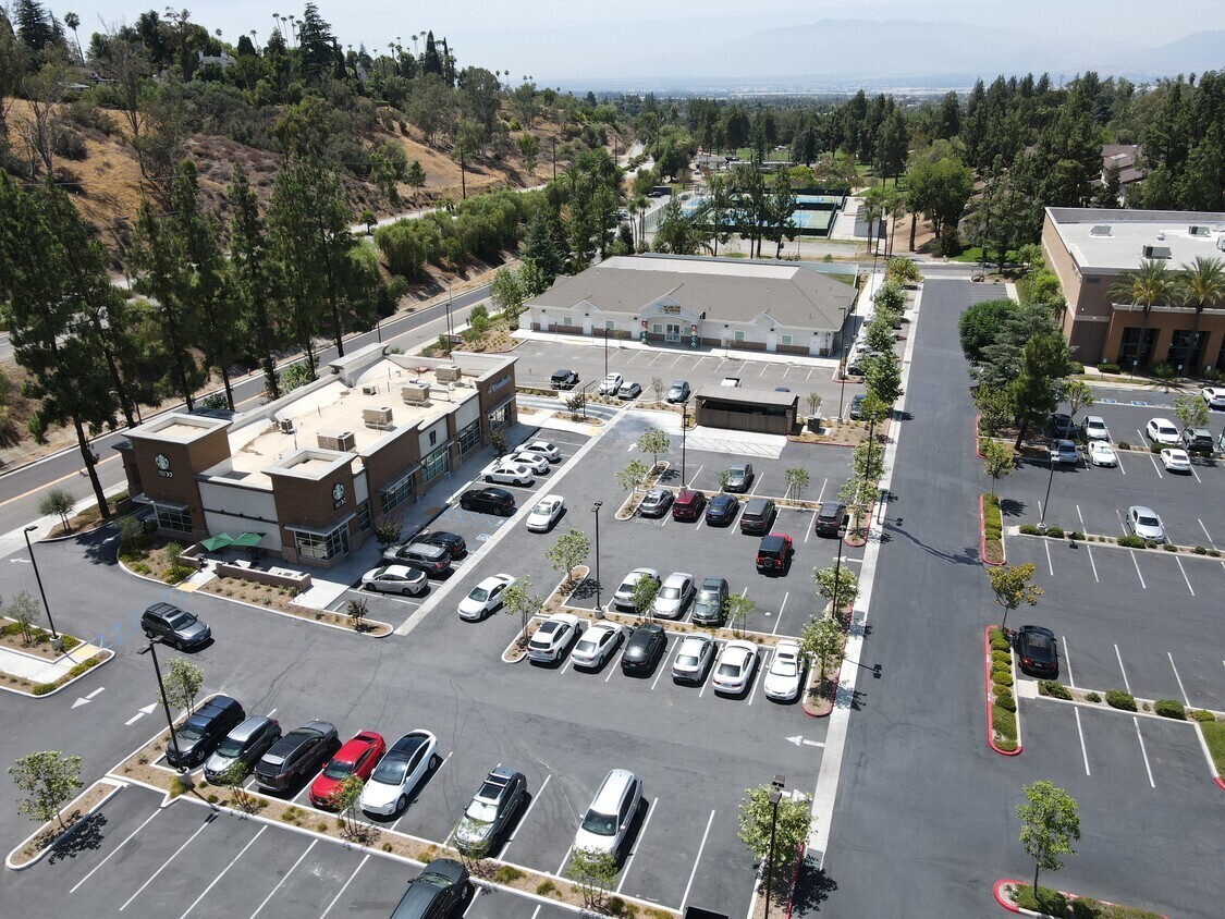 The shopping center was built in mid-2019 on approximately 1.4 acres in the Redlands/Loma Linda retail market of San Bernardino County. (CoStar)