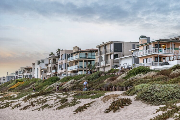 EXp Realty adds luxury team in SoCal as it reaffirms recruitment strategy