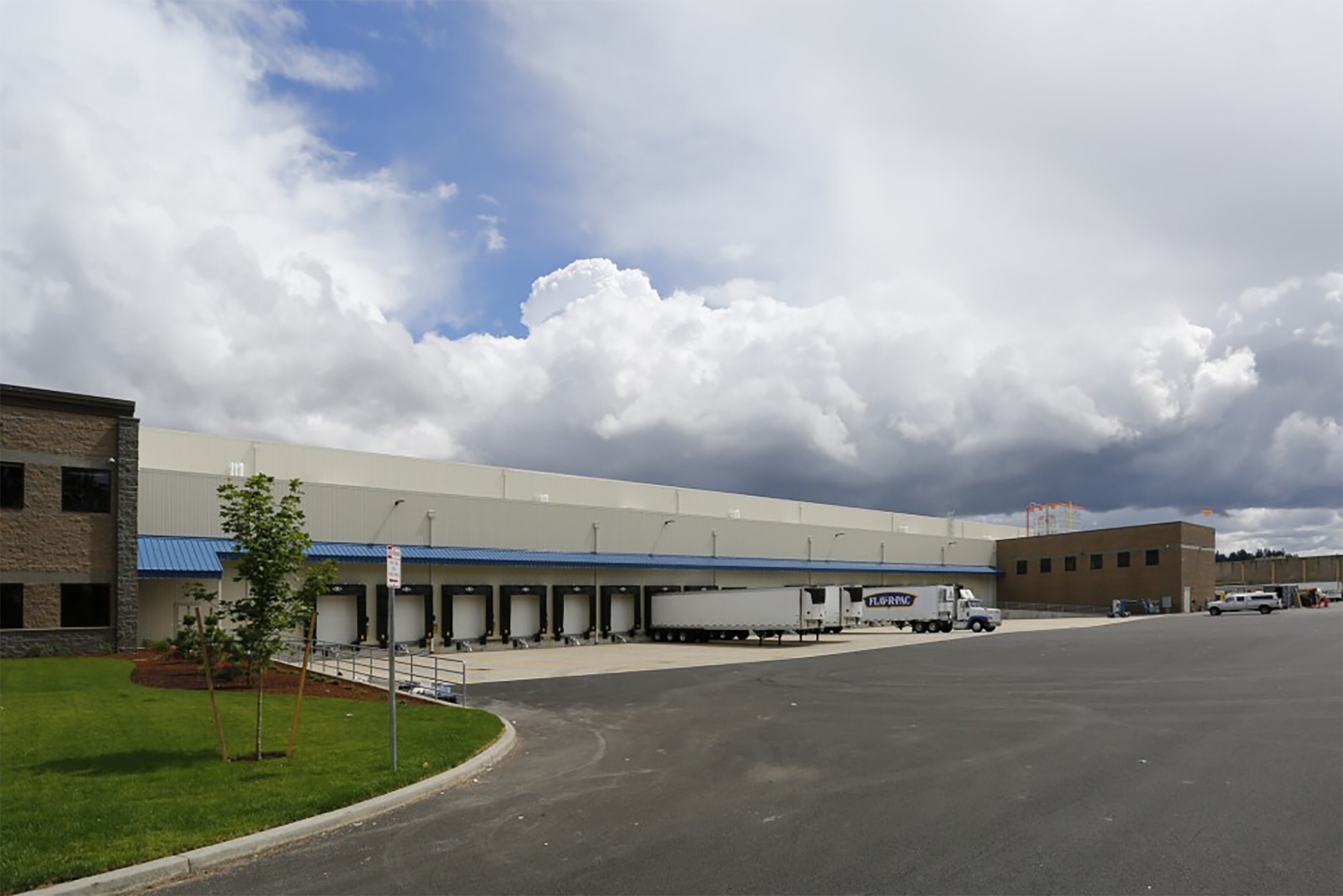 Lineage Logistics Eyes Expansion as Cold Storage's Outlook Improves