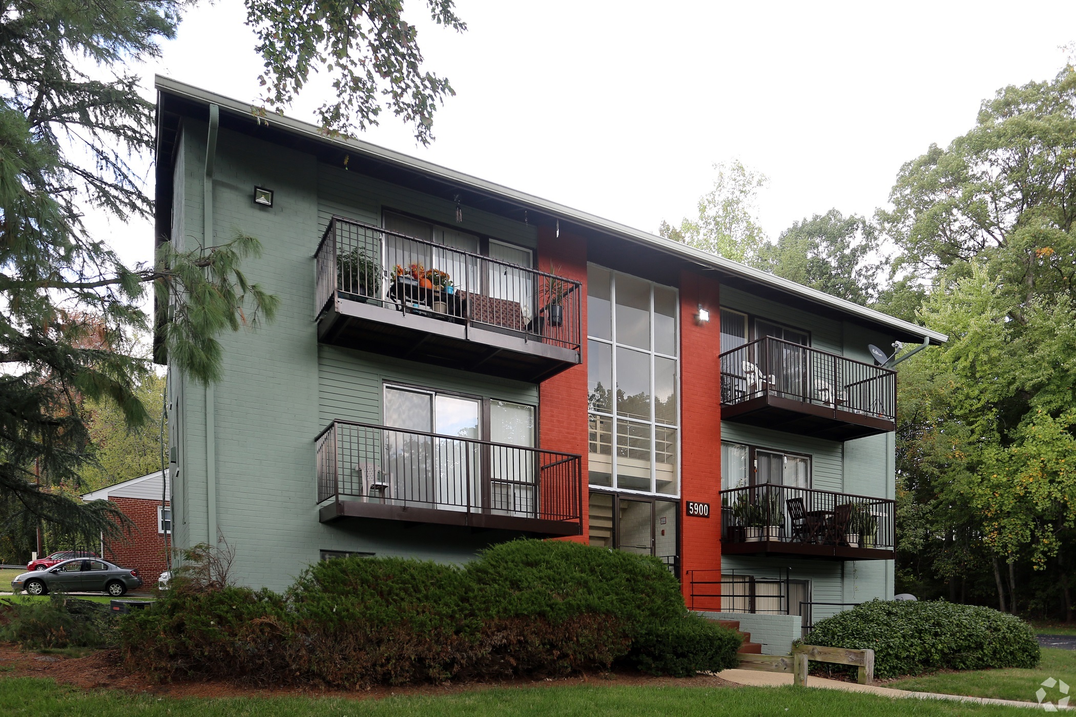 Los Angeles Firm Enters DC Region With Purchase of Affordable Housing