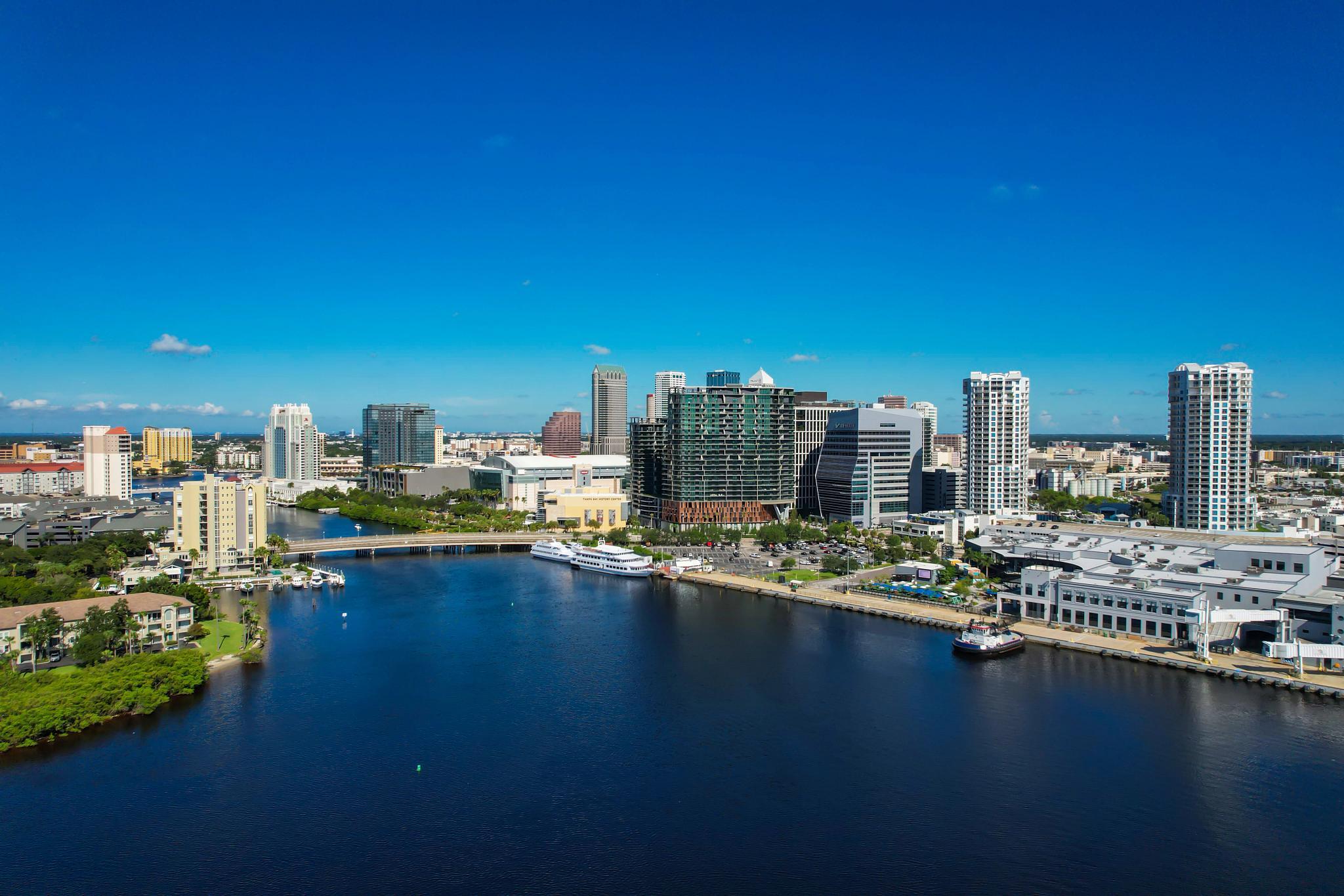 Aerial view of downtown Tampa, Aerial view of East Tampa and Downtown (Raif Fluker/CoStar)