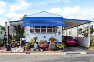 What you need to know about buying a manufactured home 