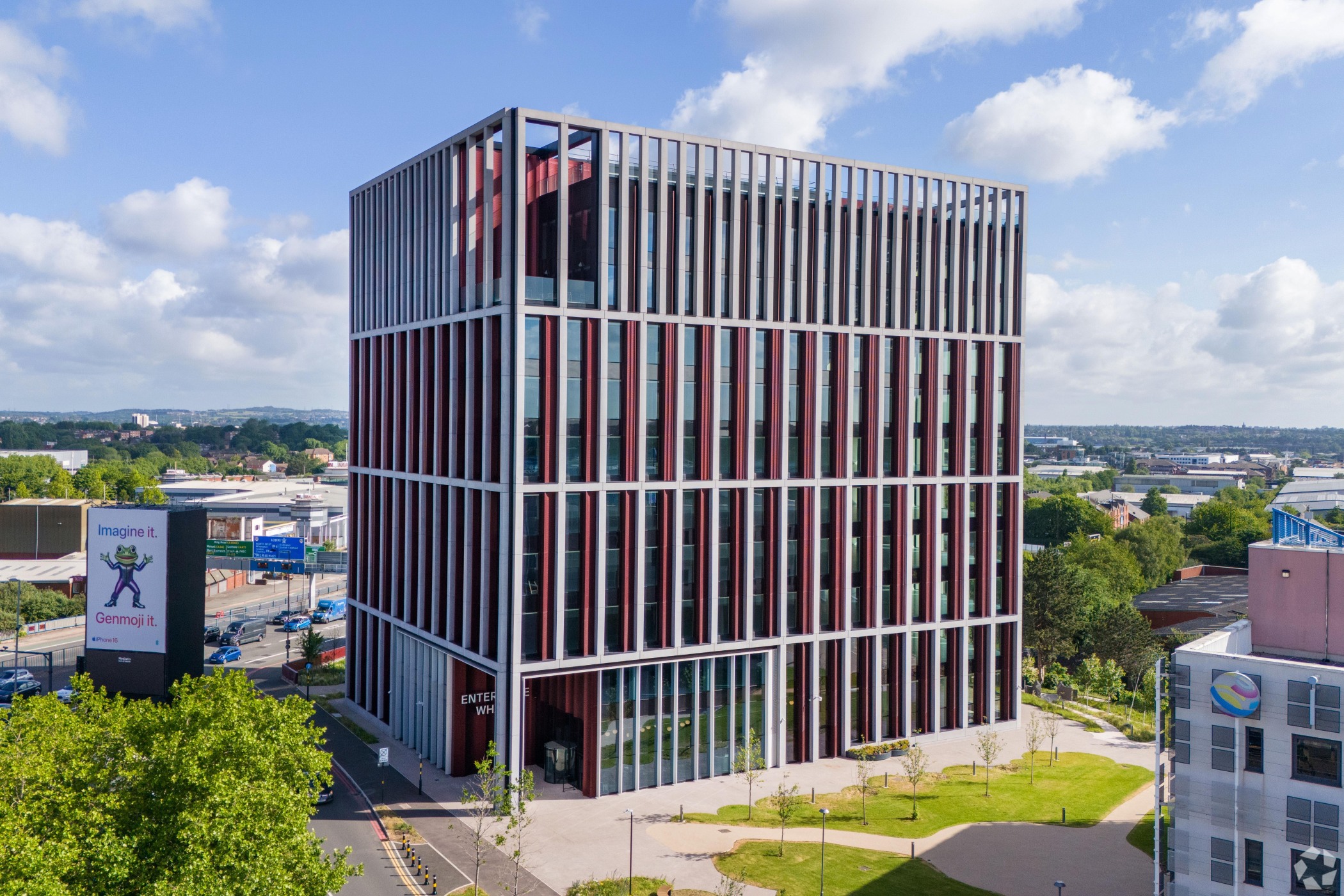 Bruntwood SciTech’s 140,000-square-foot Enterprise Wharf, a flexible office focused on the technology and science sectors (CoStar)<br/>