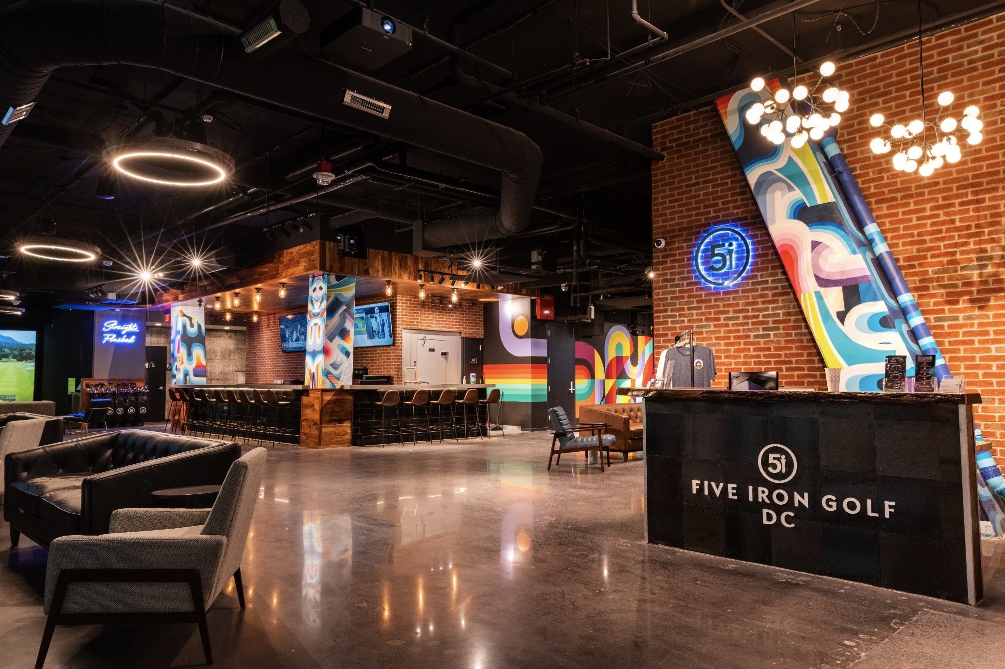 Five Iron Golf (Cleveland-Downtown)