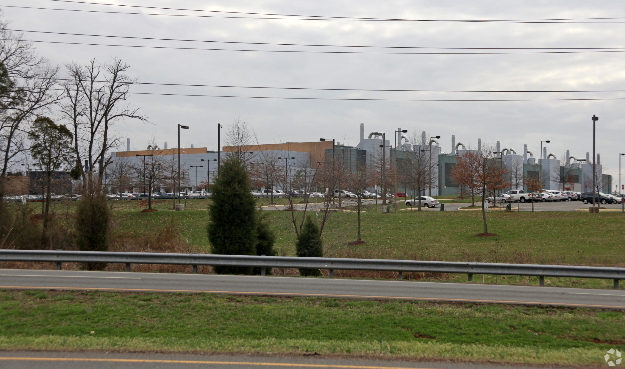 The U.S. Department of Commerce signed a nonbinding, preliminary agreement with Micron Technology for up to $275 million to expand and modernize its Manassas, Virginia, facility at 9600 Godwin Drive. (CoStar)