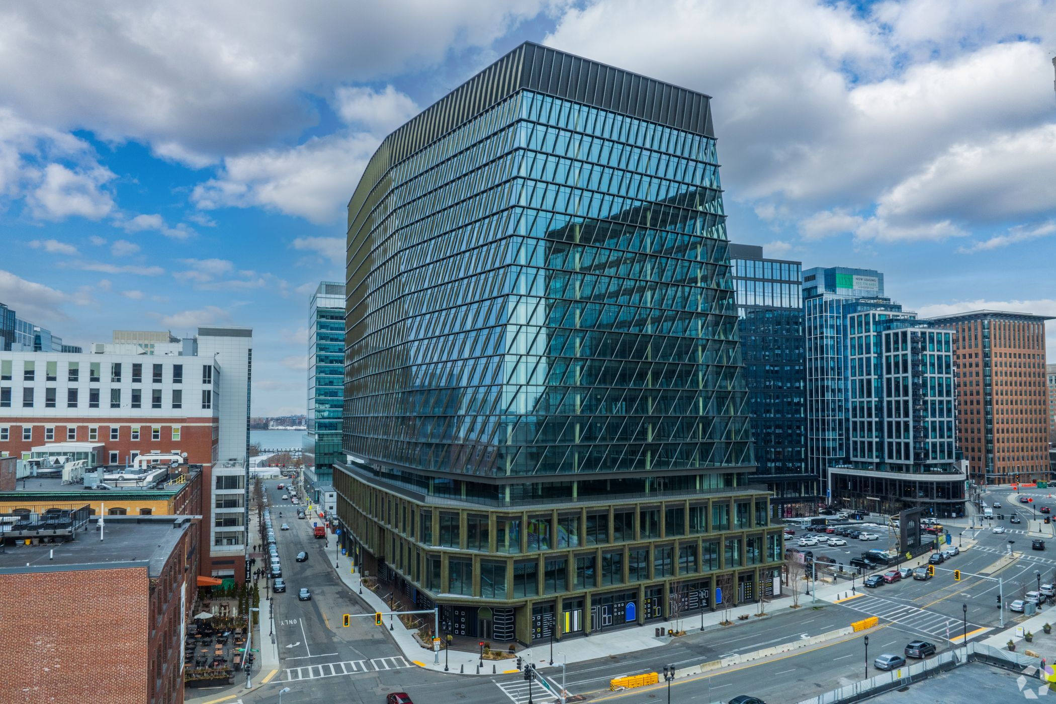 Amazon moves forward on Boston office expansion years after signing deal