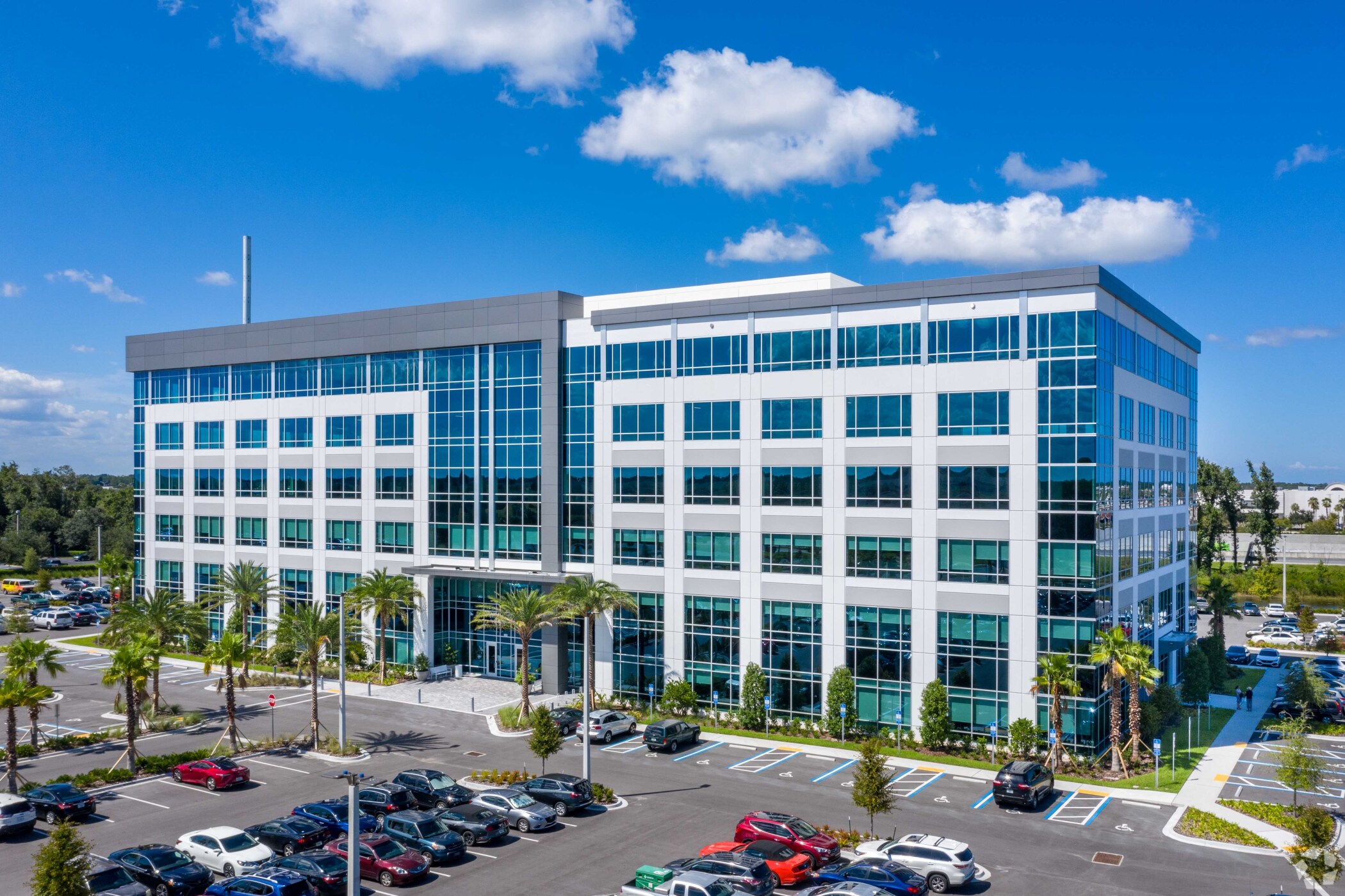 dun-bradstreet-acquires-new-florida-headquarters-building-for-67-million