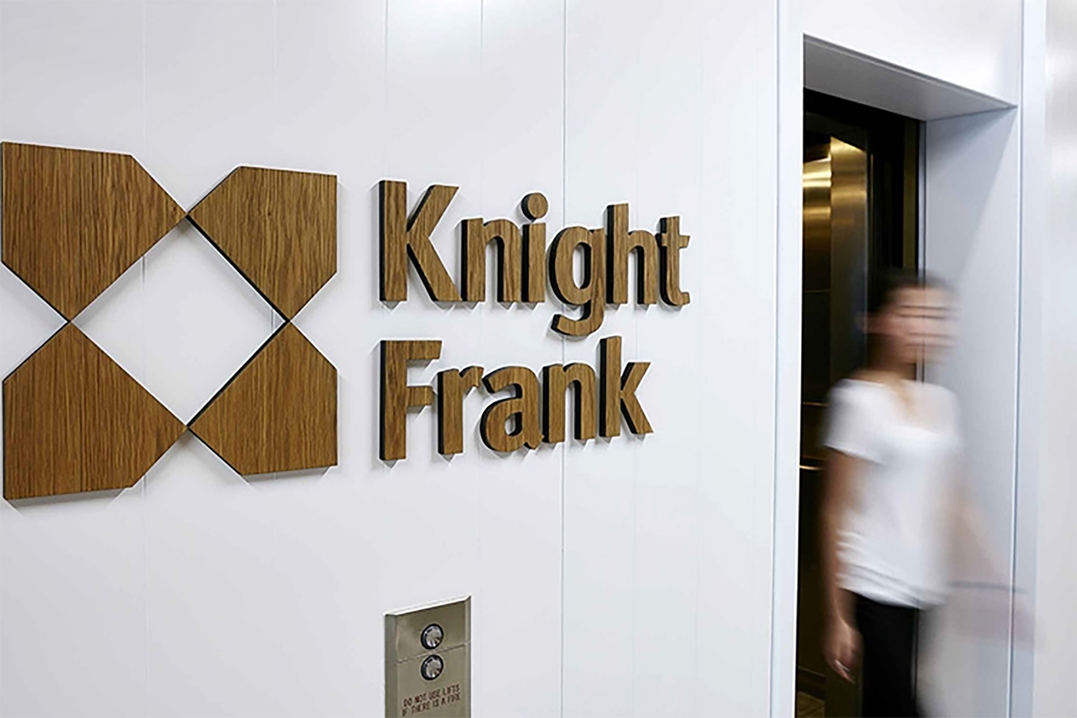Knight Frank Promotes 201