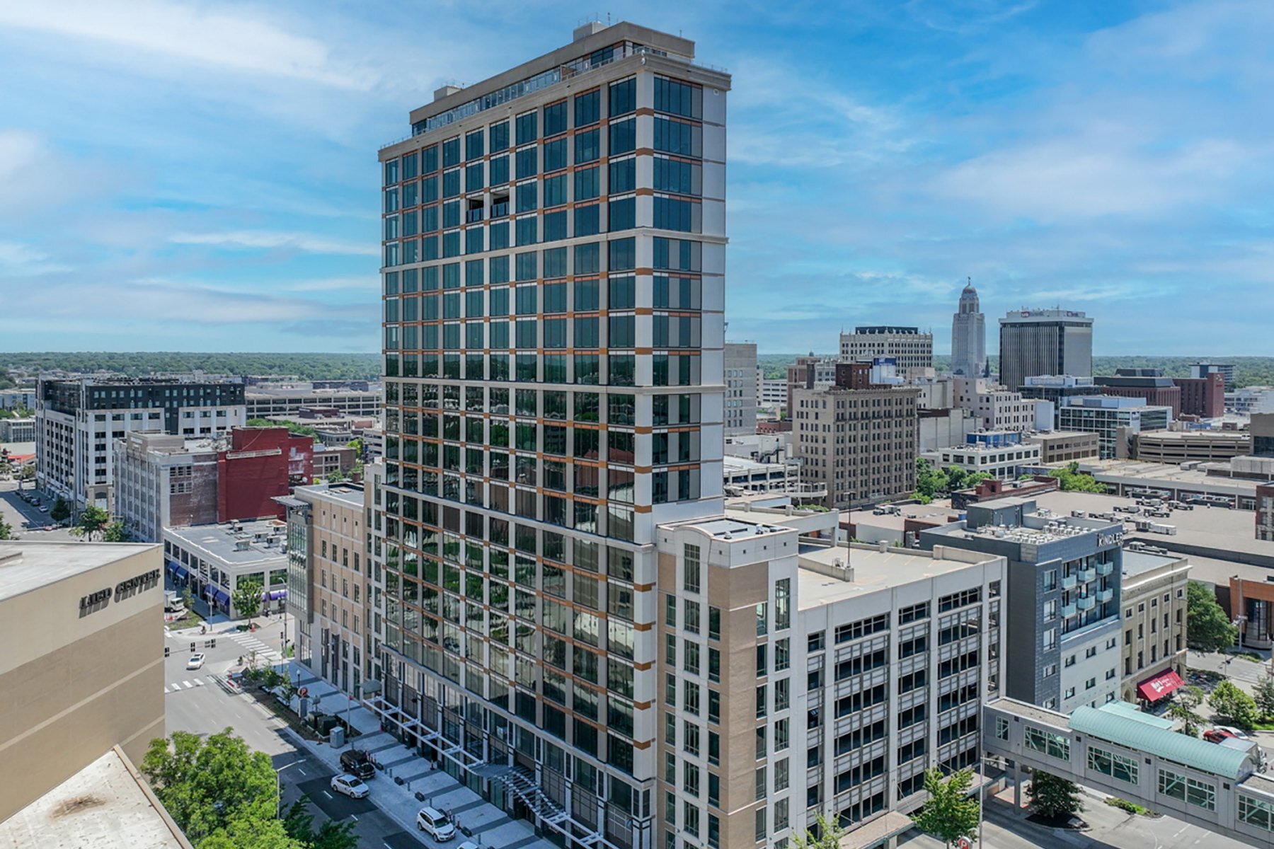 Lincoln’s SecondTallest Tower Rises on Site of Demolished Restaurant
