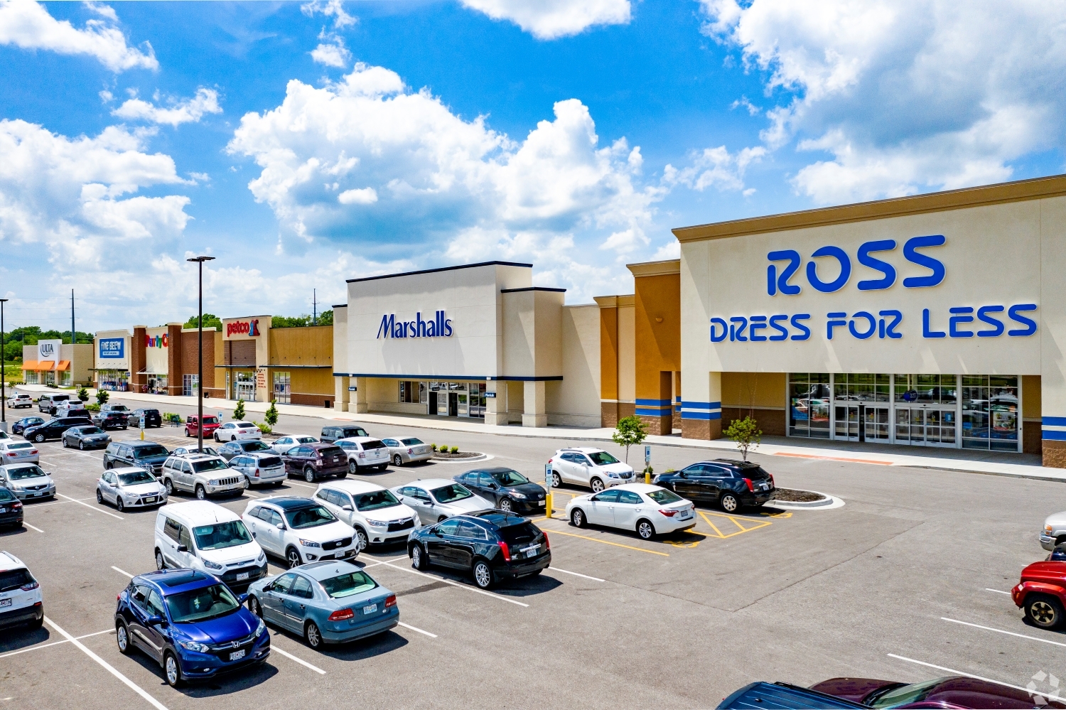 A new shopping center built last year in Belton, Missouri, a southern suburb of Kansas City. Photo: CoStar Group