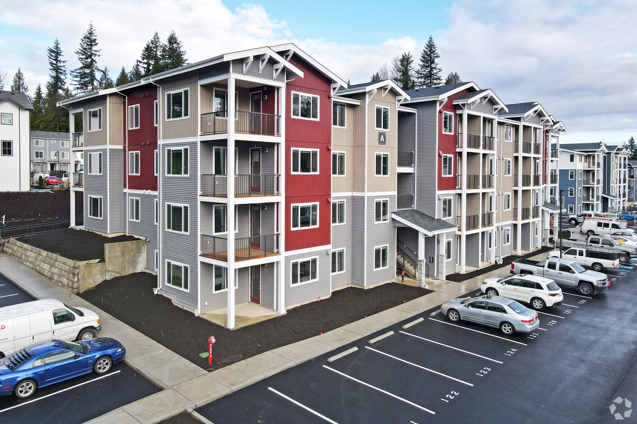Suburban Seattle Apartments Go Hawaiian in Sale to OutofState Investor