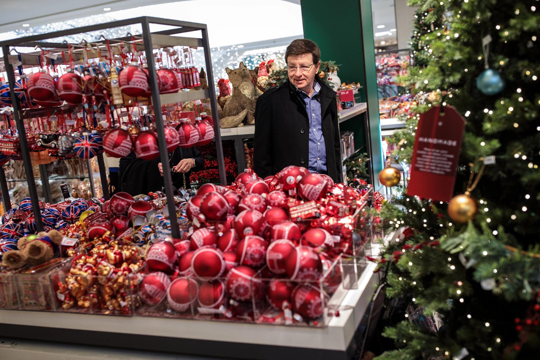 why-footfall-tracking-is-only-one-piece-of-the-retail-performance-puzzle