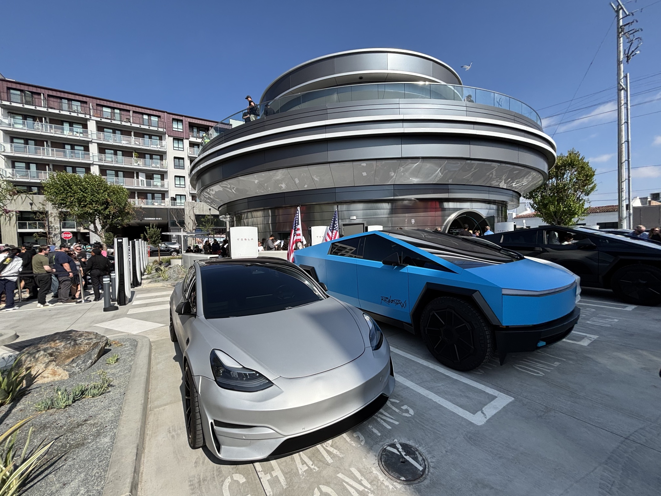 The property includes a 9,300-square-foot diner and a V4 Supercharger installation that is reportedly the largest in the region. (Brannon Boswell/CoStar)