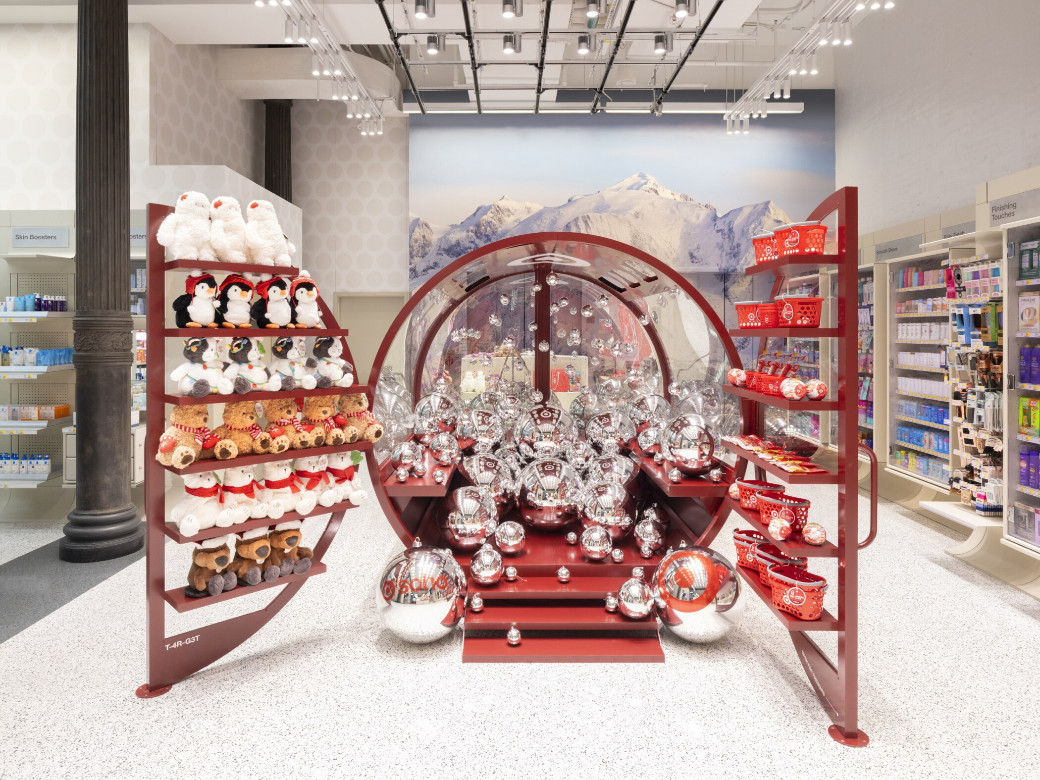 Display Soho News | Target’s comeback plan starts in Manhattan with immersive retail