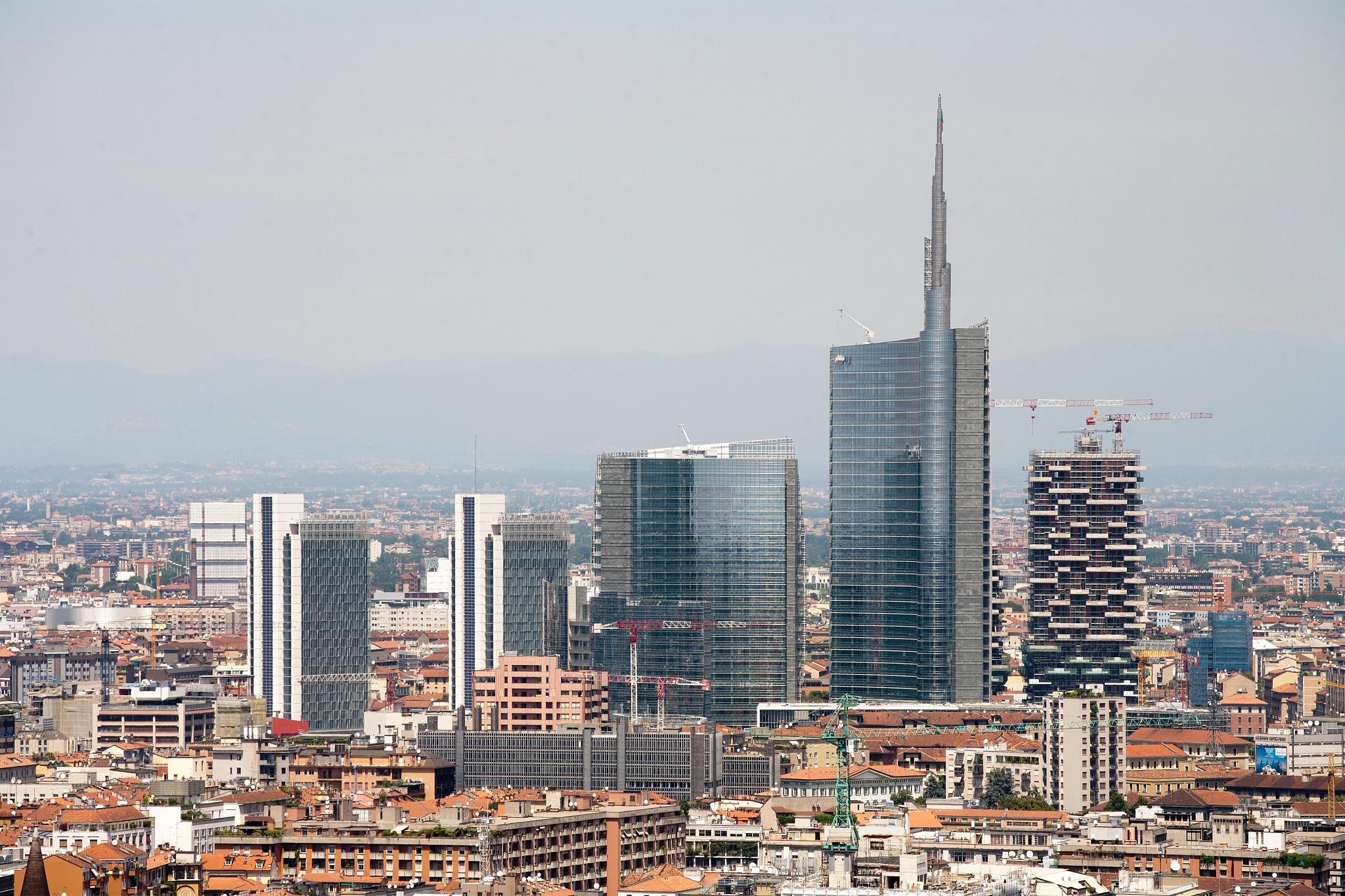 Barings Buys Milan Office from Deka for €40 Million