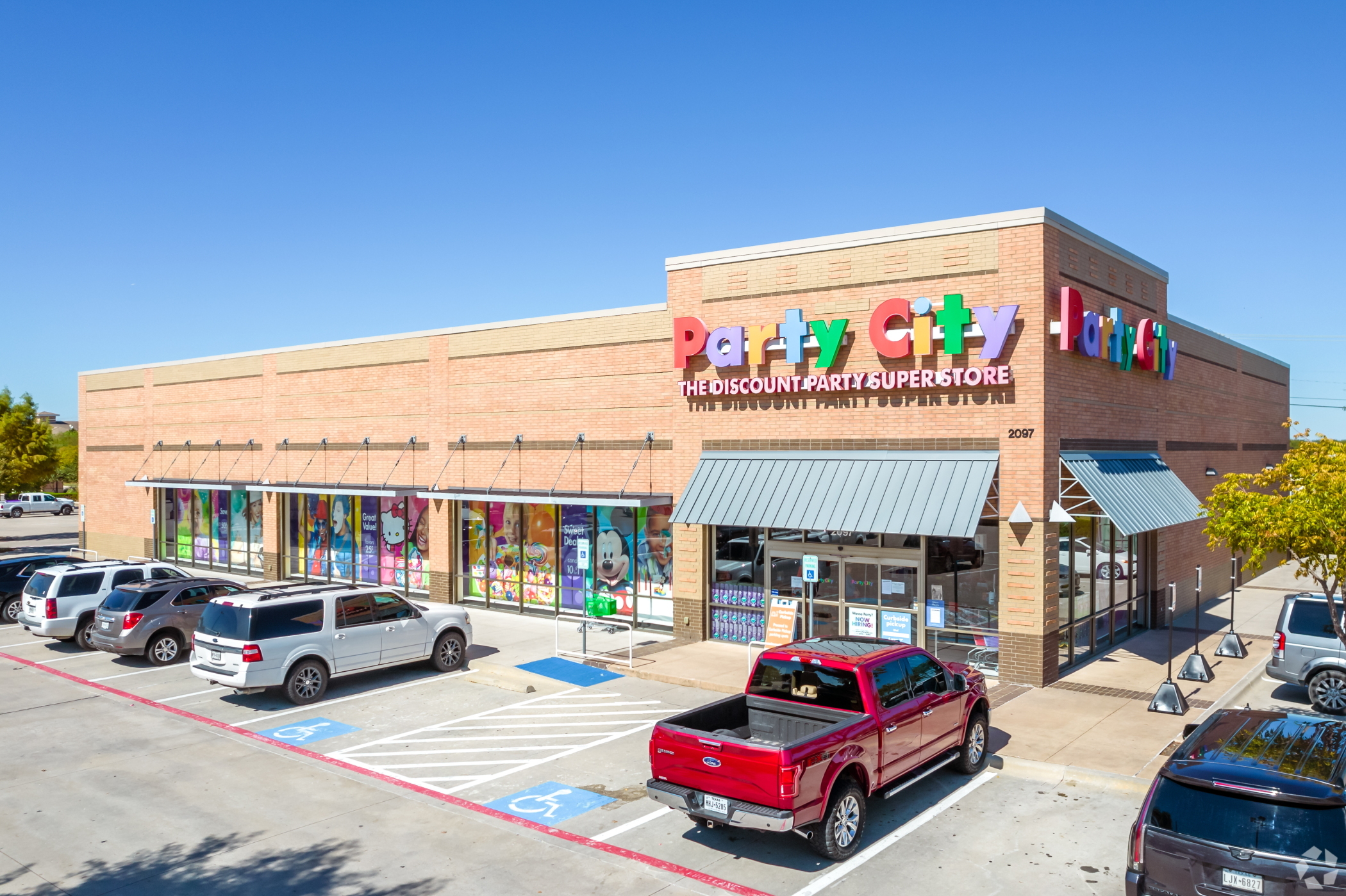 Spirit Halloween has found a home in dozens of storefronts vacated by its now-defunct rival, Party City. (CoStar)