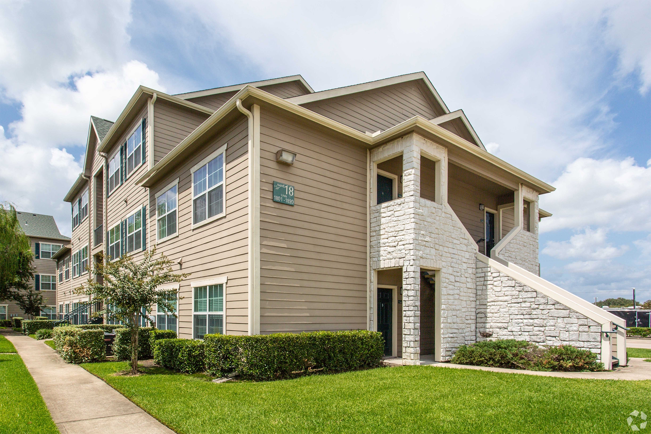 Marcus & Millichap Forms Strategic Multifamily Lending Alliance With M