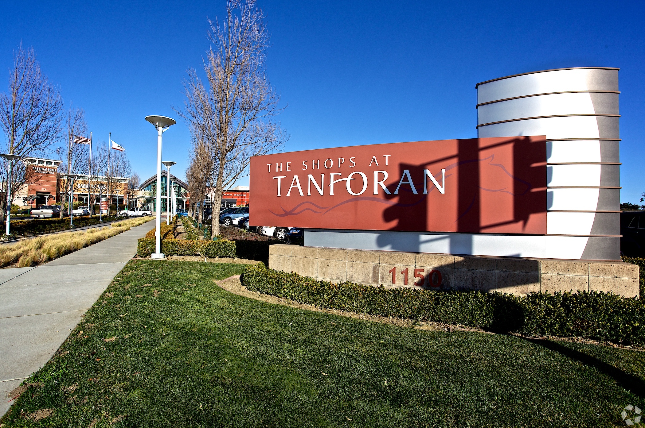 Alexandria Deal Shows Why Struggling Malls Are Science Hubs