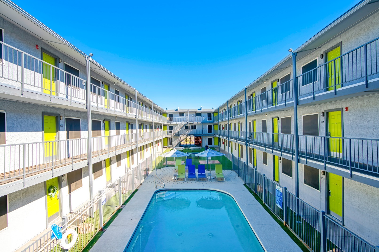Recently Renovated South Phoenix Apartment Complex Trades for 22.3 Million
