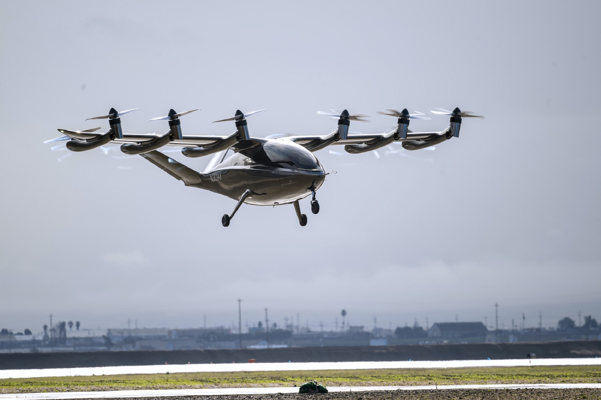 Archer Aviation's electric aircraft are designed to be used in urban areas since they do not require a runway for takeoffs and landings. (Archer Aviation)