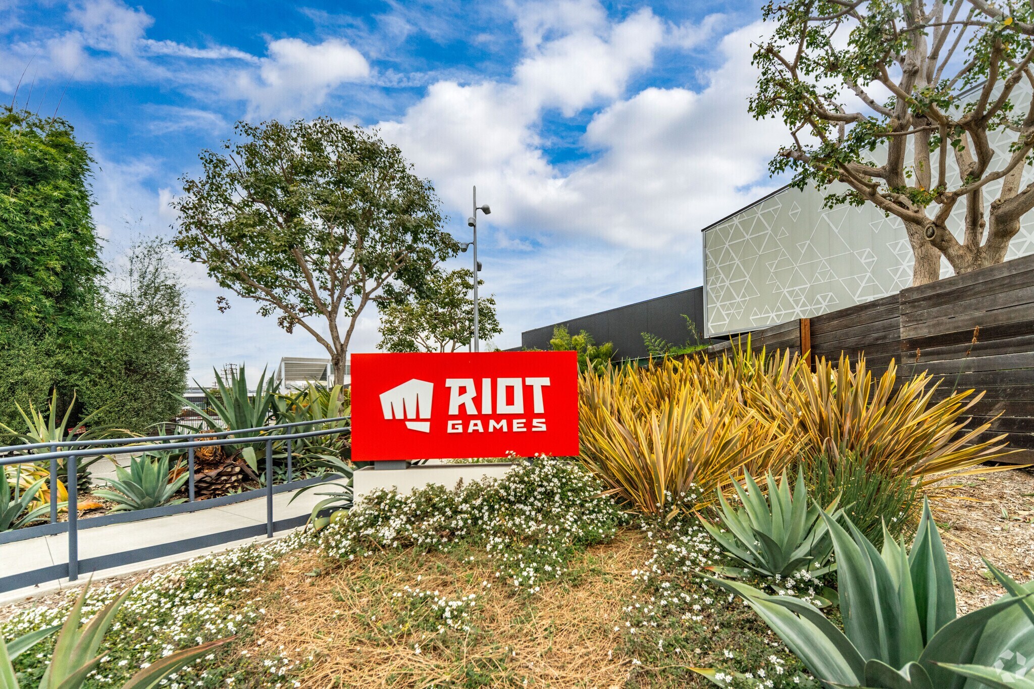 Riot Games is rethinking its real estate strategy and betting big on its West Los Angeles headquarters building. (CoStar)