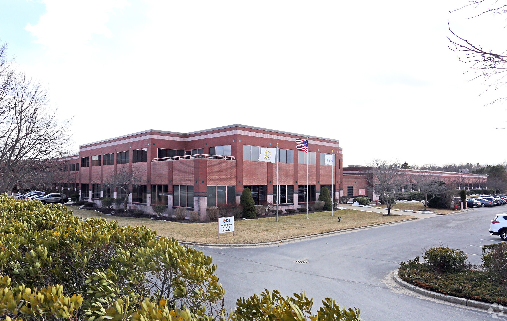 The 170,000-square-foot office building in West Greenwich, Rhode Island, was completed in 1990. (CoStar)