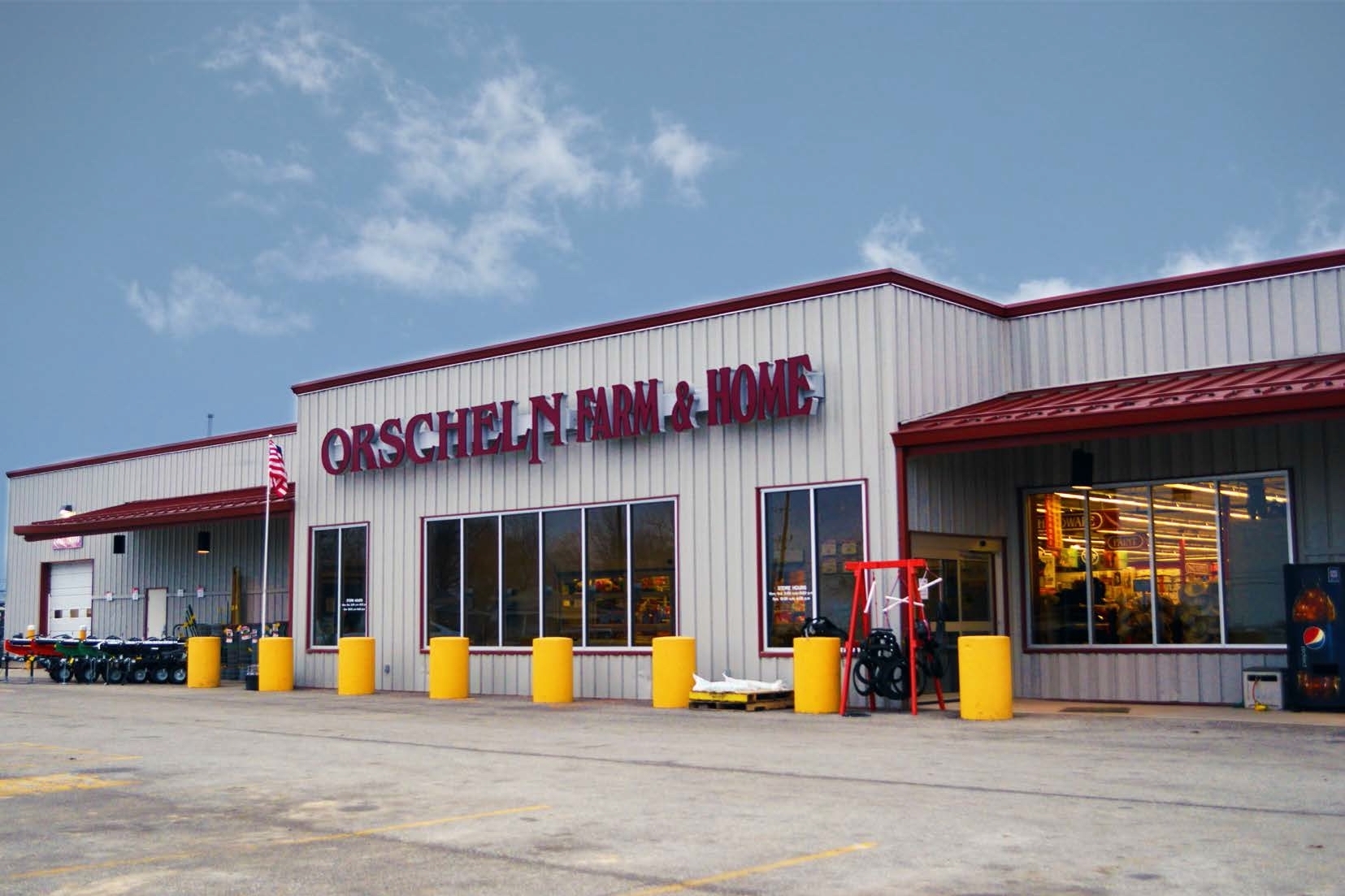 Tractor Supply To Buy Into Pandemic Sales, Rail Merger Could Boost