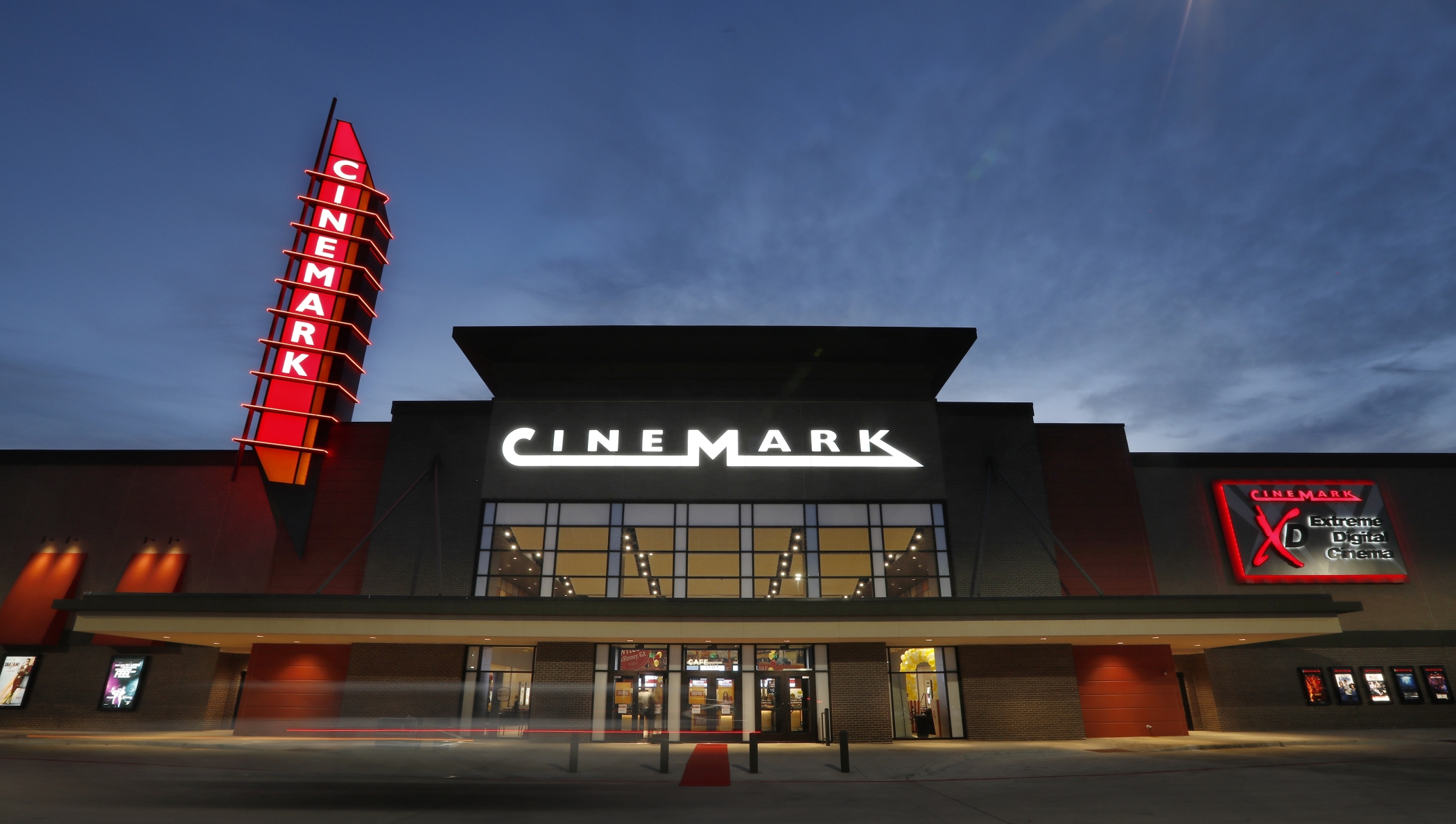 Major Movie Chain To Use Real Estate Interests To Boost Liquidity major-movie-chain-to-use-real-estate-interests-to-boost-liquidity