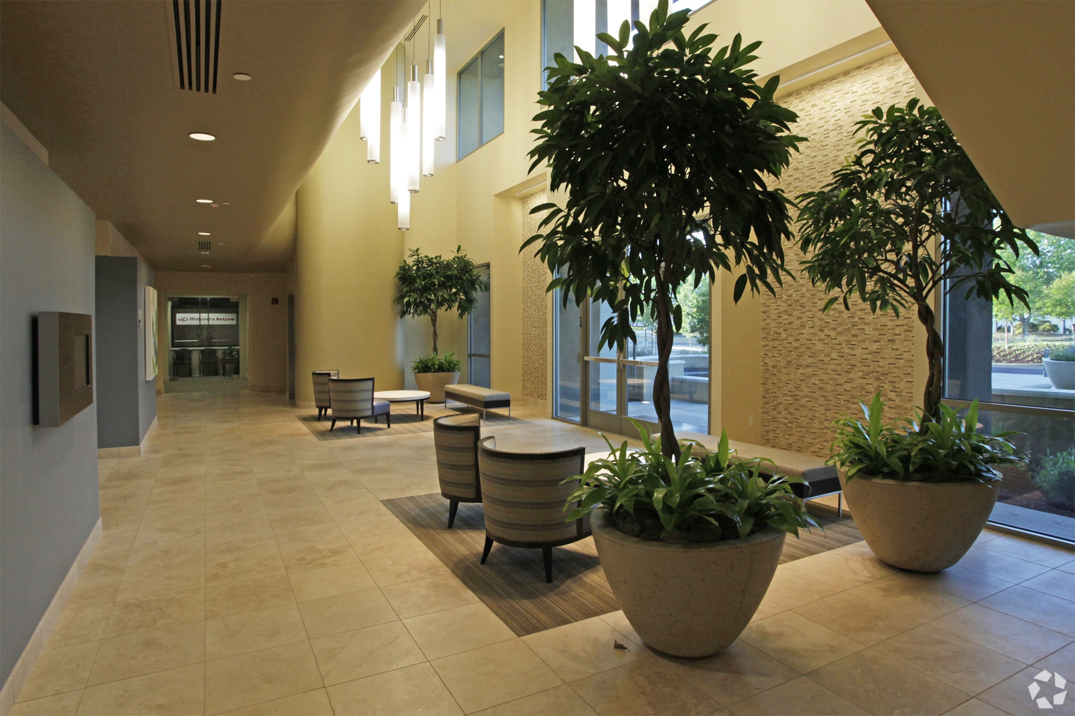 Aviatrix&#39;s new offices sit on a 4.77-acre parcel in northern Santa Clara, California. (CoStar)