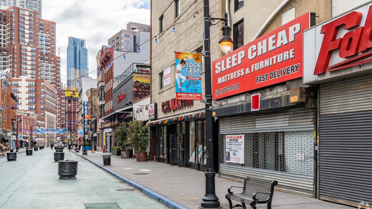 Dormant ‘Sleep Cheap’ Store Awakens to a New Day