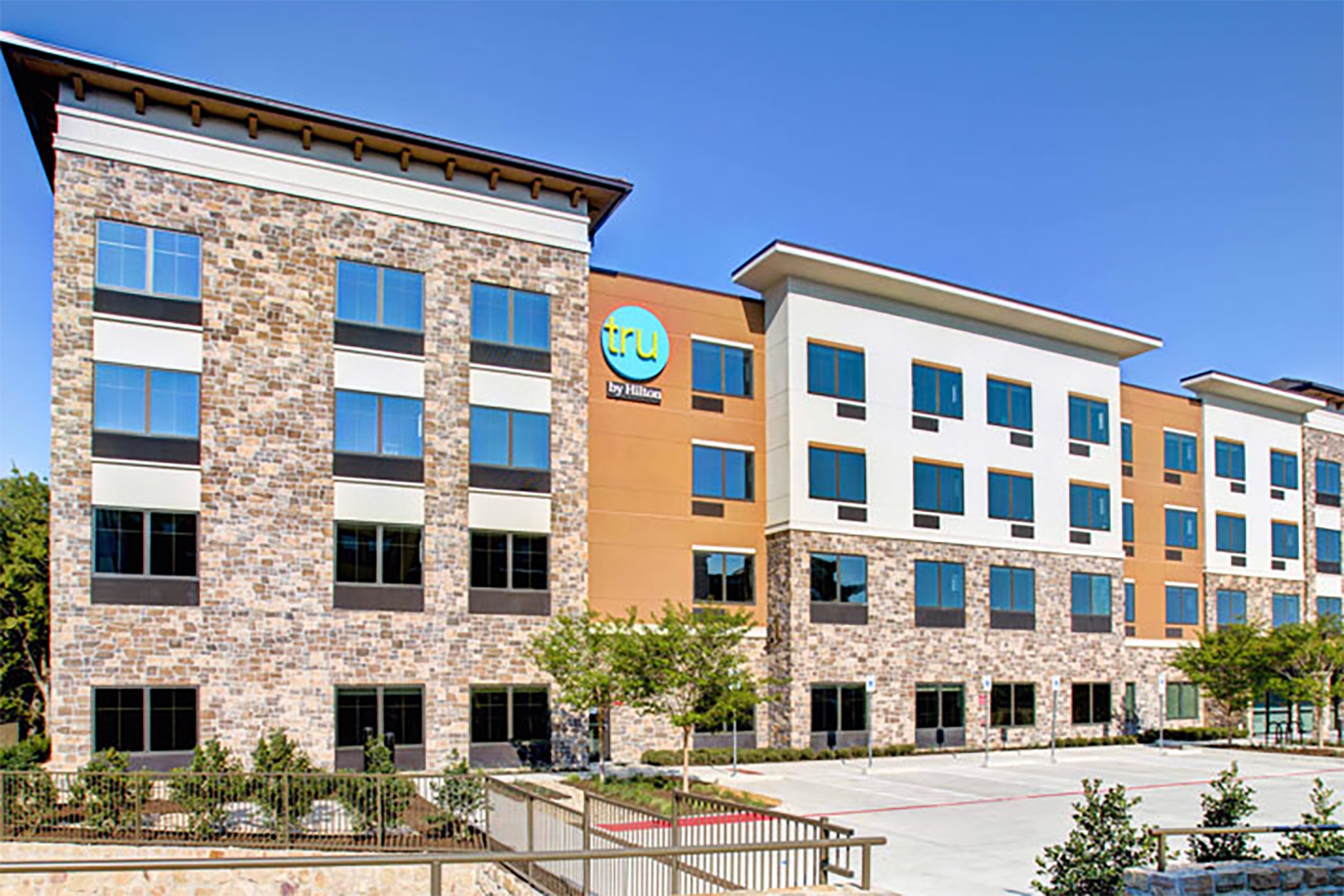 McNeill Hotel Company Refocuses on Staff, Sales Efforts