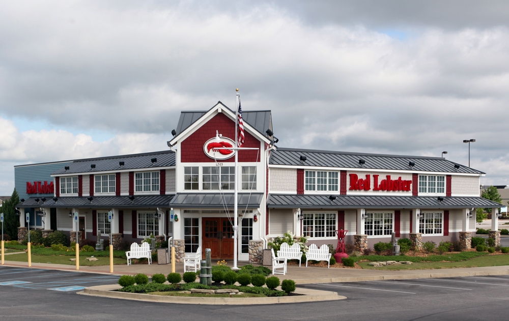 Four Corners Property Trust to Buy 14 Retail Properties for 30 Million