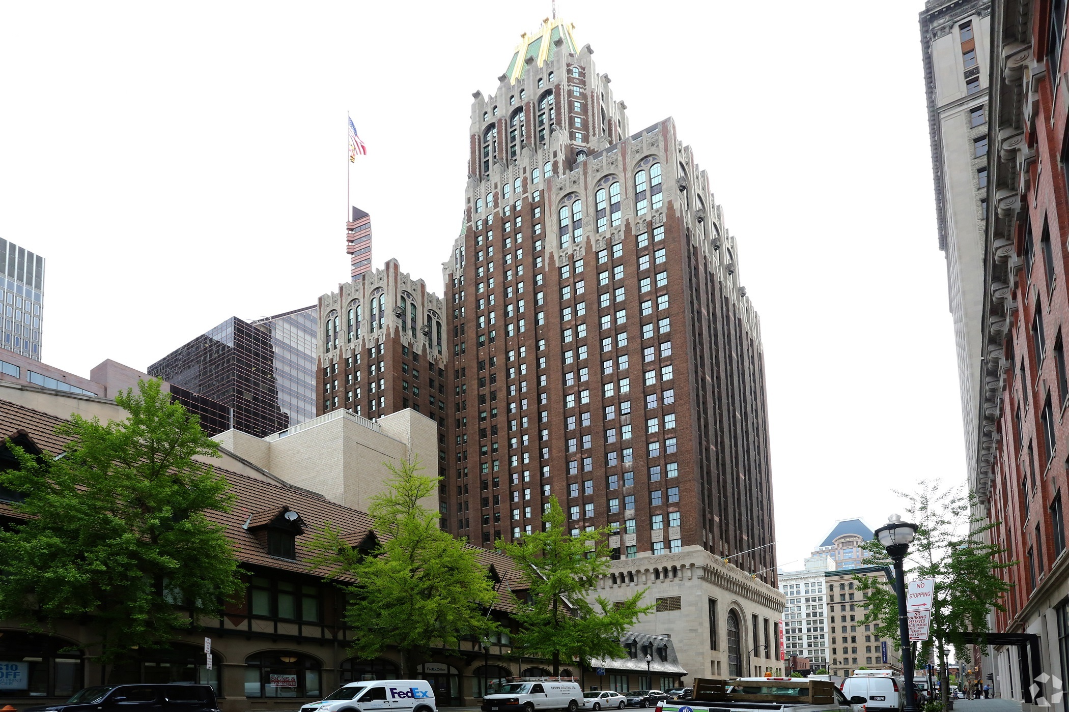 Landmark Apartment Tower in Downtown Baltimore Now For Sale