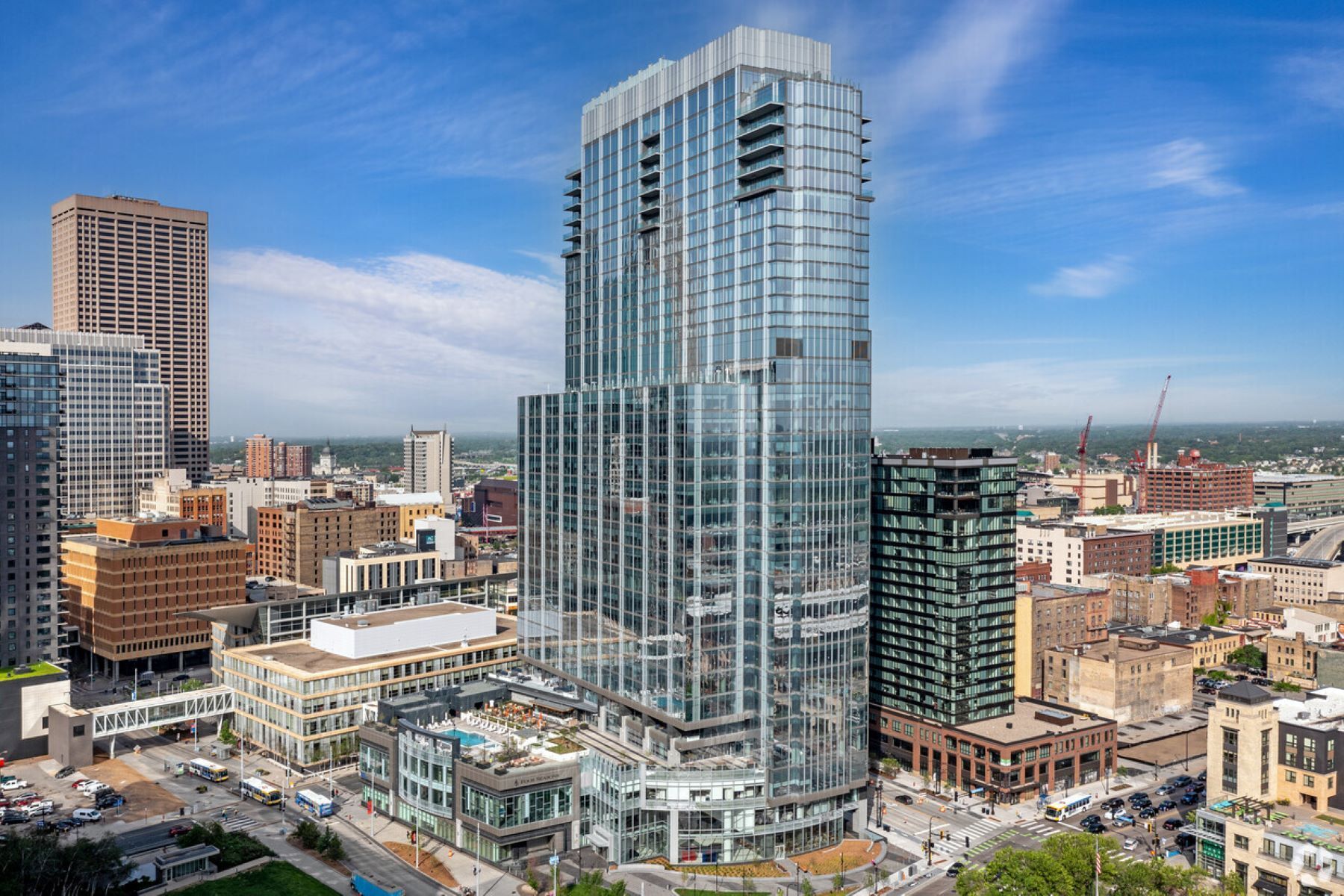 New Skyscraper With Minneapolis #39 First Five Star Hotel #39 Raised the Bar #39