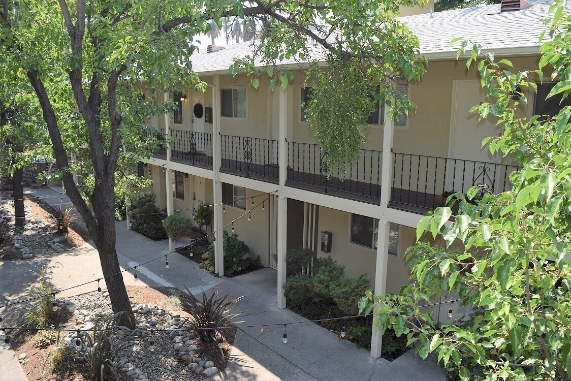 Apartments Near Winn Park in Sacramento Sell for 5.67 Million