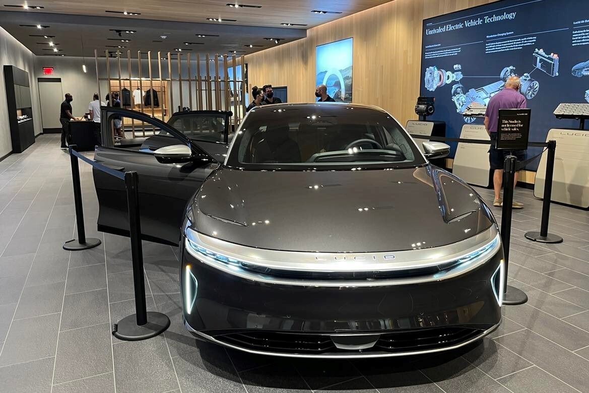 Electric Car Showroom Near Me: Discover the Future of Driving 2 Electric Car Showroom near Me: Discover the Future of Driving