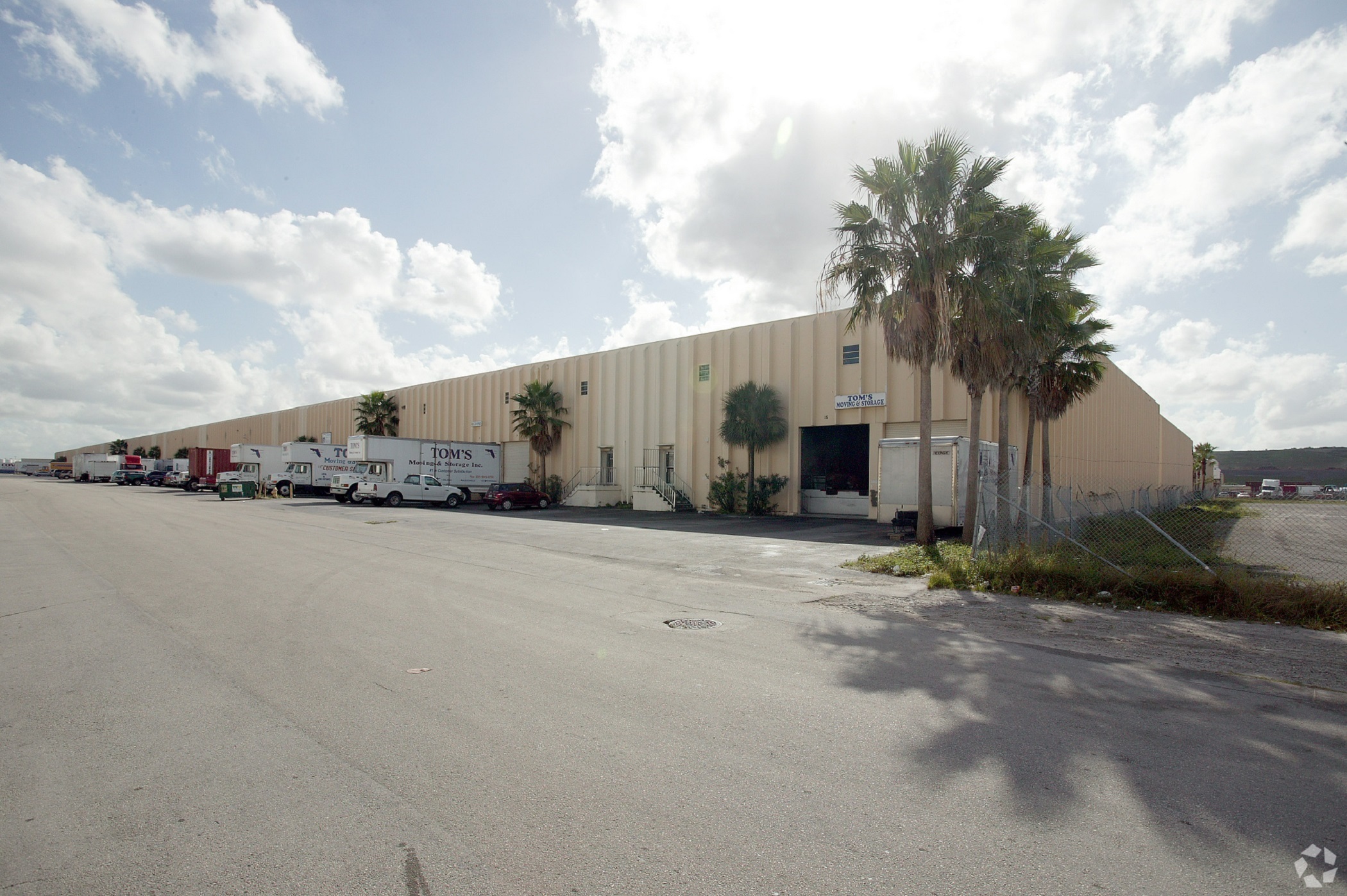 TA Realty Buys Miami Warehouse Portfolio for 1 Million in Area Popular With Investors – CoStar Group