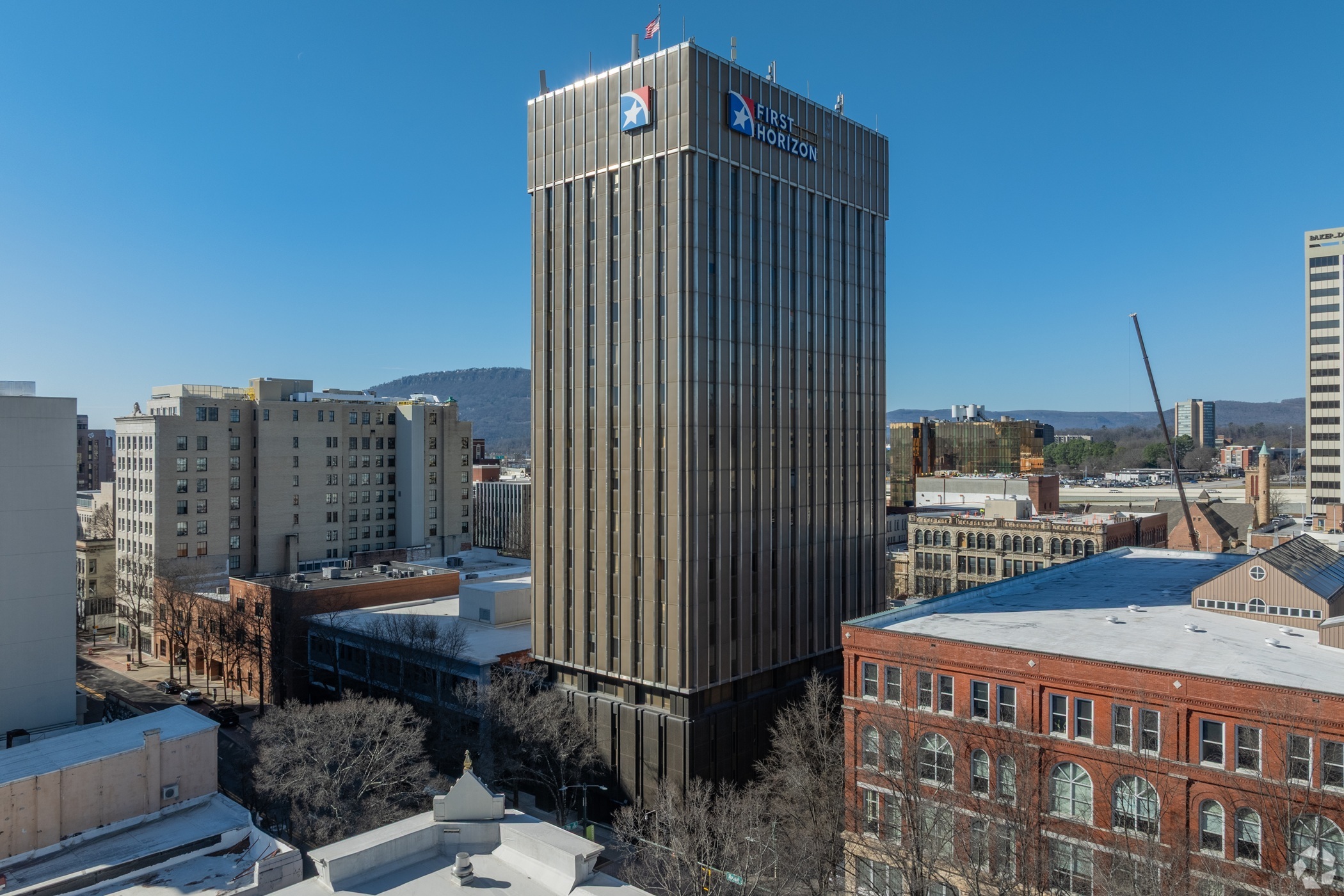 First Horizon’s loan pipelines for commercial real estate are “strong,” according to the Memphis, Tennessee, bank’s chief financial officer. This office tower is in Chattanooga, Tennessee. (CoStar)