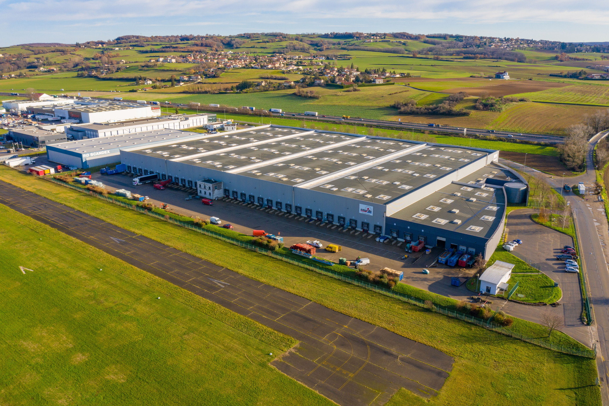 Logicor signe deux baux avec Richardson et XPO Logistics - Business Immo