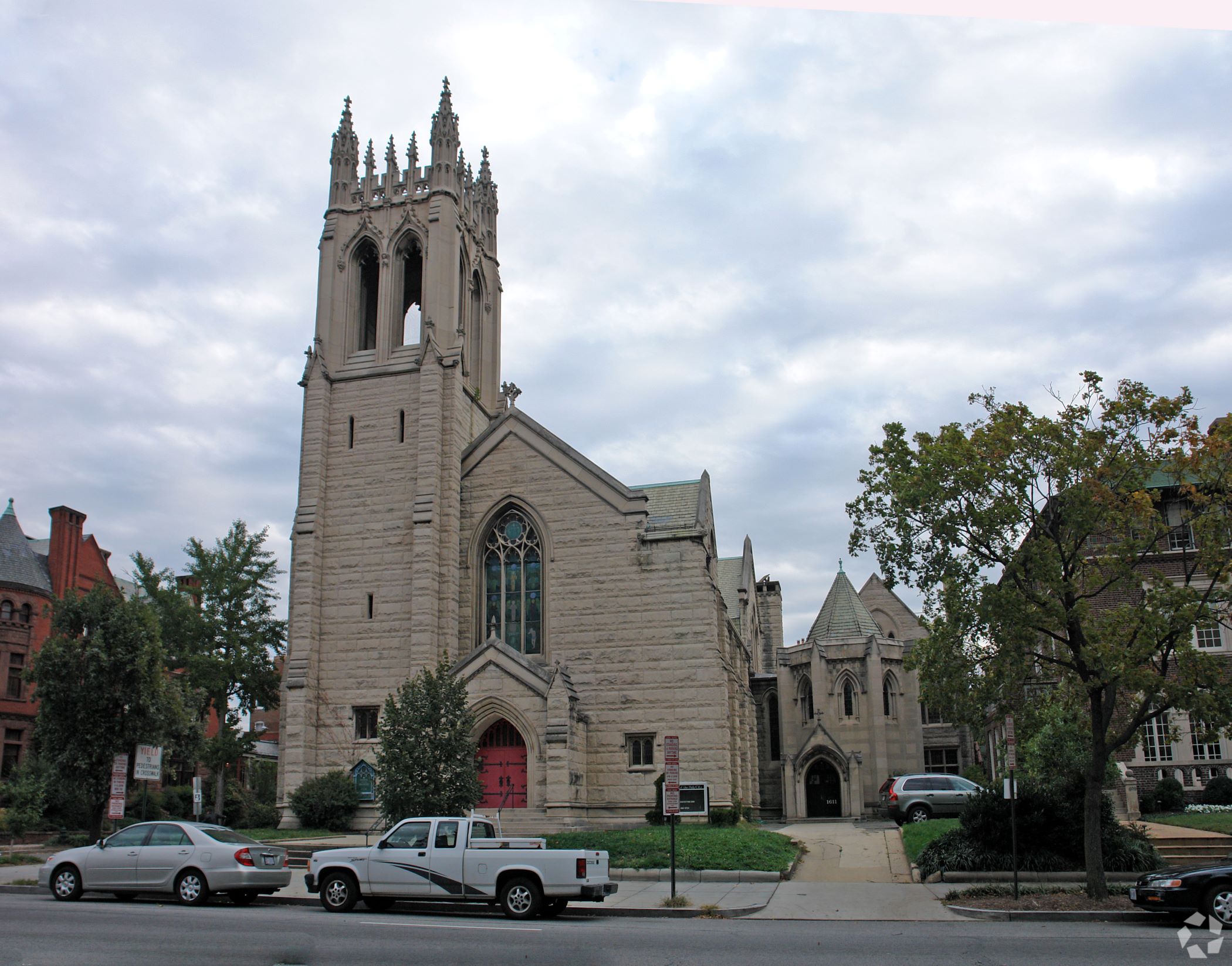 Architects have drafted plans to convert the historic church into an eight-unit multifamily property. (CoStar)
