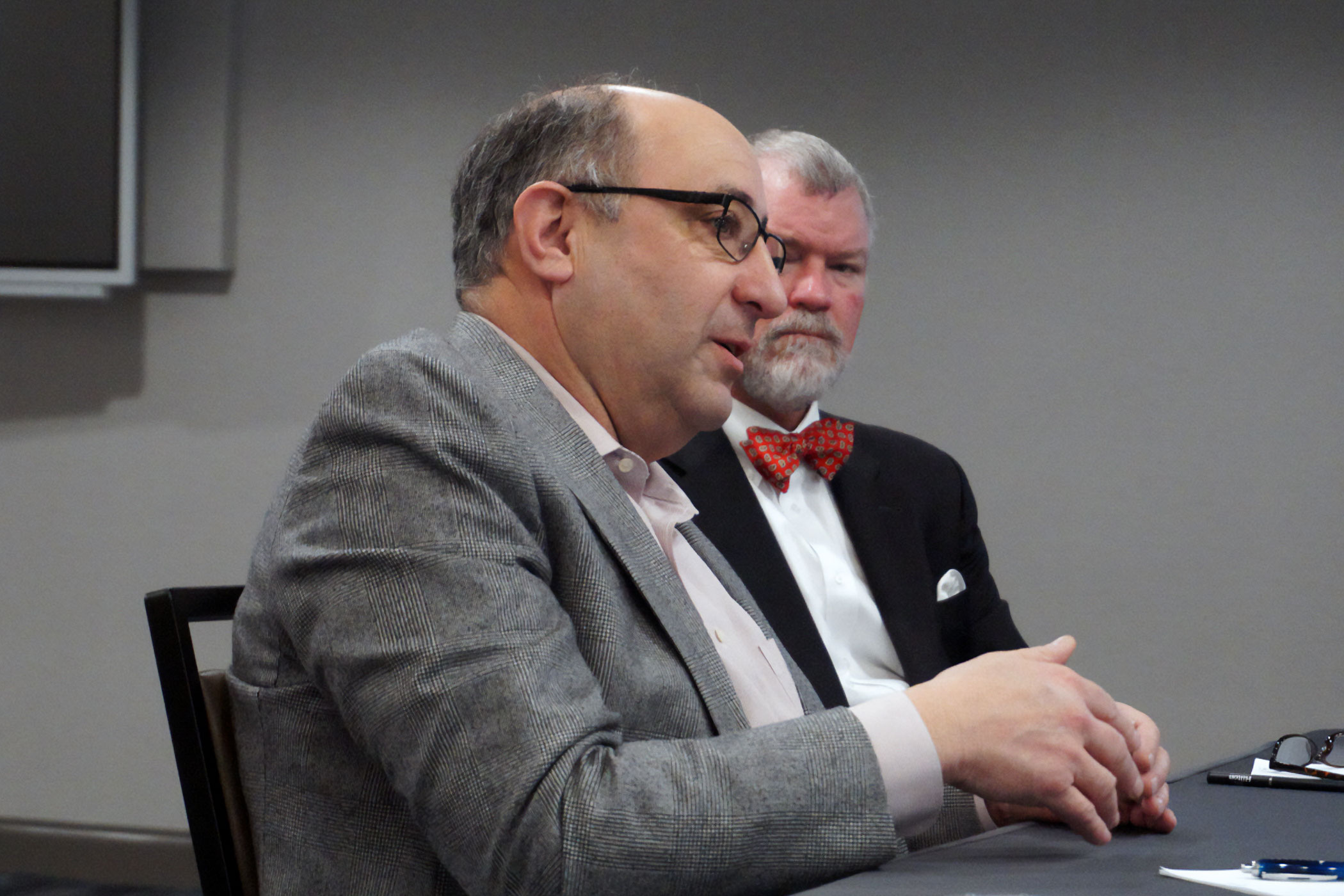 Hostmark Hospitality Group's Jerry Cataldo speaks at a hotel roundtable in Memphis, Tennessee, hosted by Hotel News Now and the Pinkowski & Company. Looking on is Lee Hunter of Hunter Hotel Advisors. (Trevor Simpson)