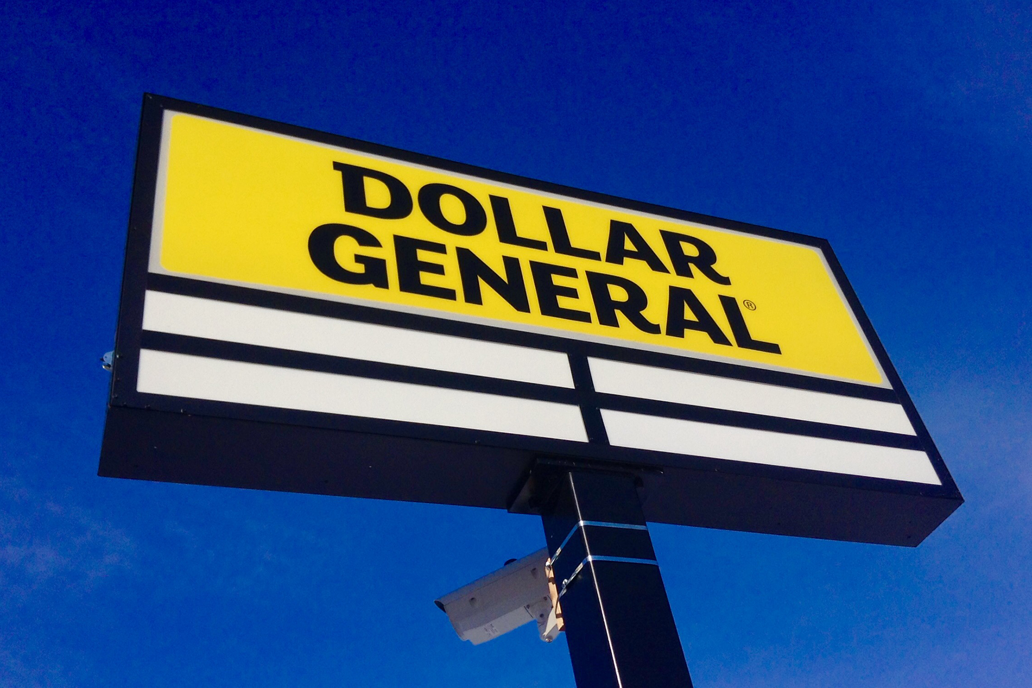 Dollar General Posts Best Sales in Five Years, Boosting Property Plans