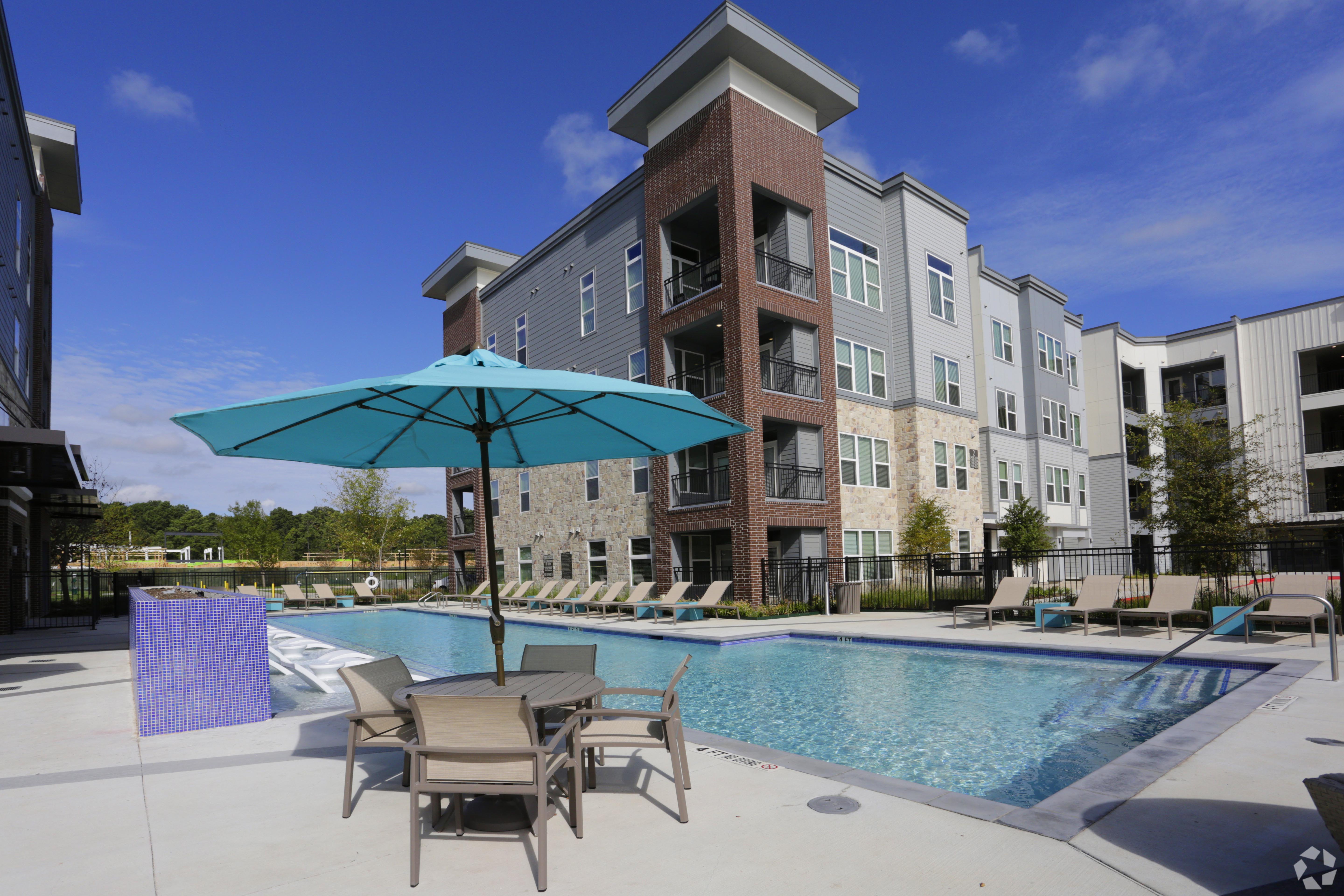 Investor interest in tax-advantaged securities has helped fuel deals such as the purchase by Passco Cos. of the 340-unit Enclave at Woodland Lakes in Conroe, Texas. (CoStar)
