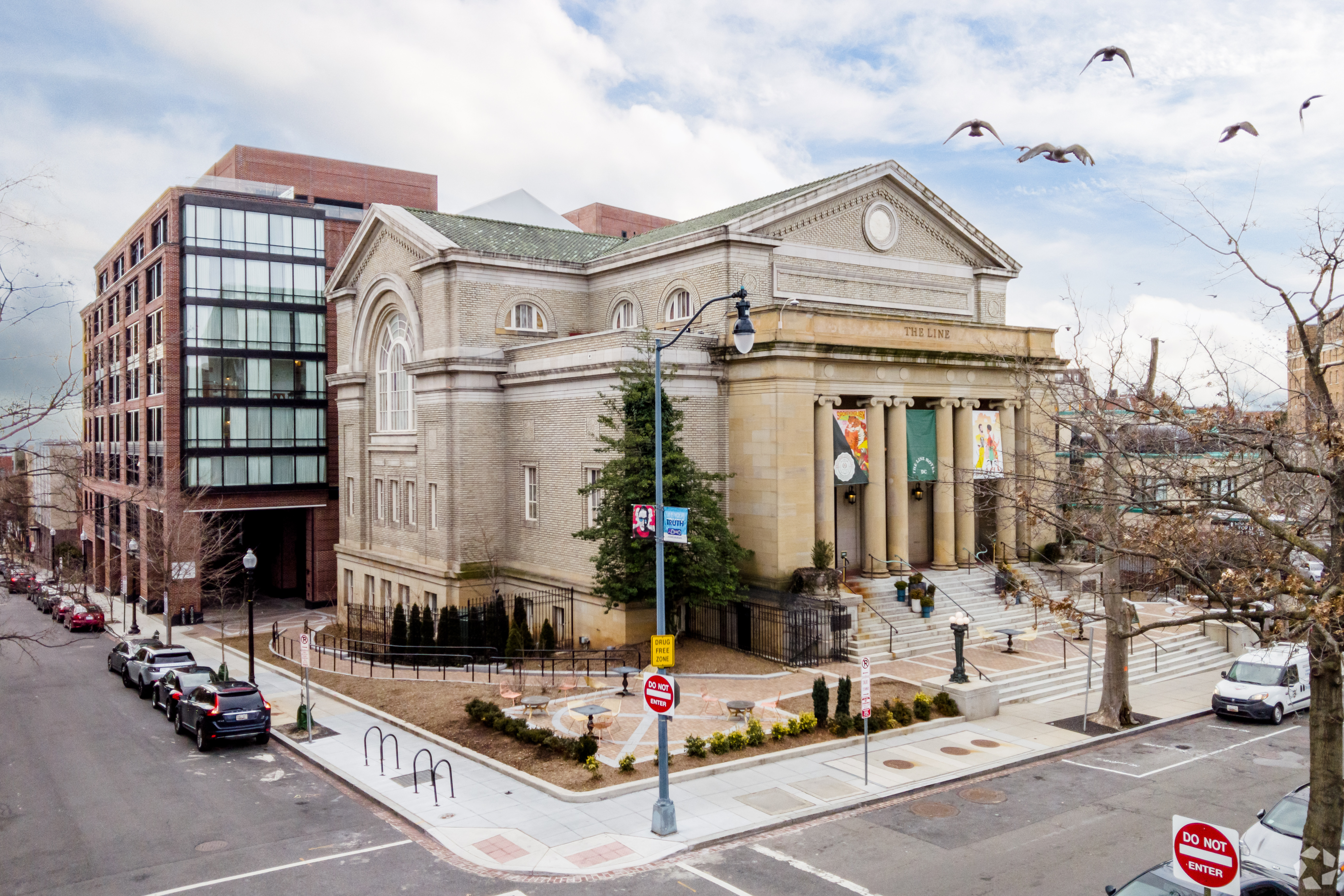 The Line hotel at 1770 Euclid St. NW in Washington, D.C., has been auctioned off. (CoStar)